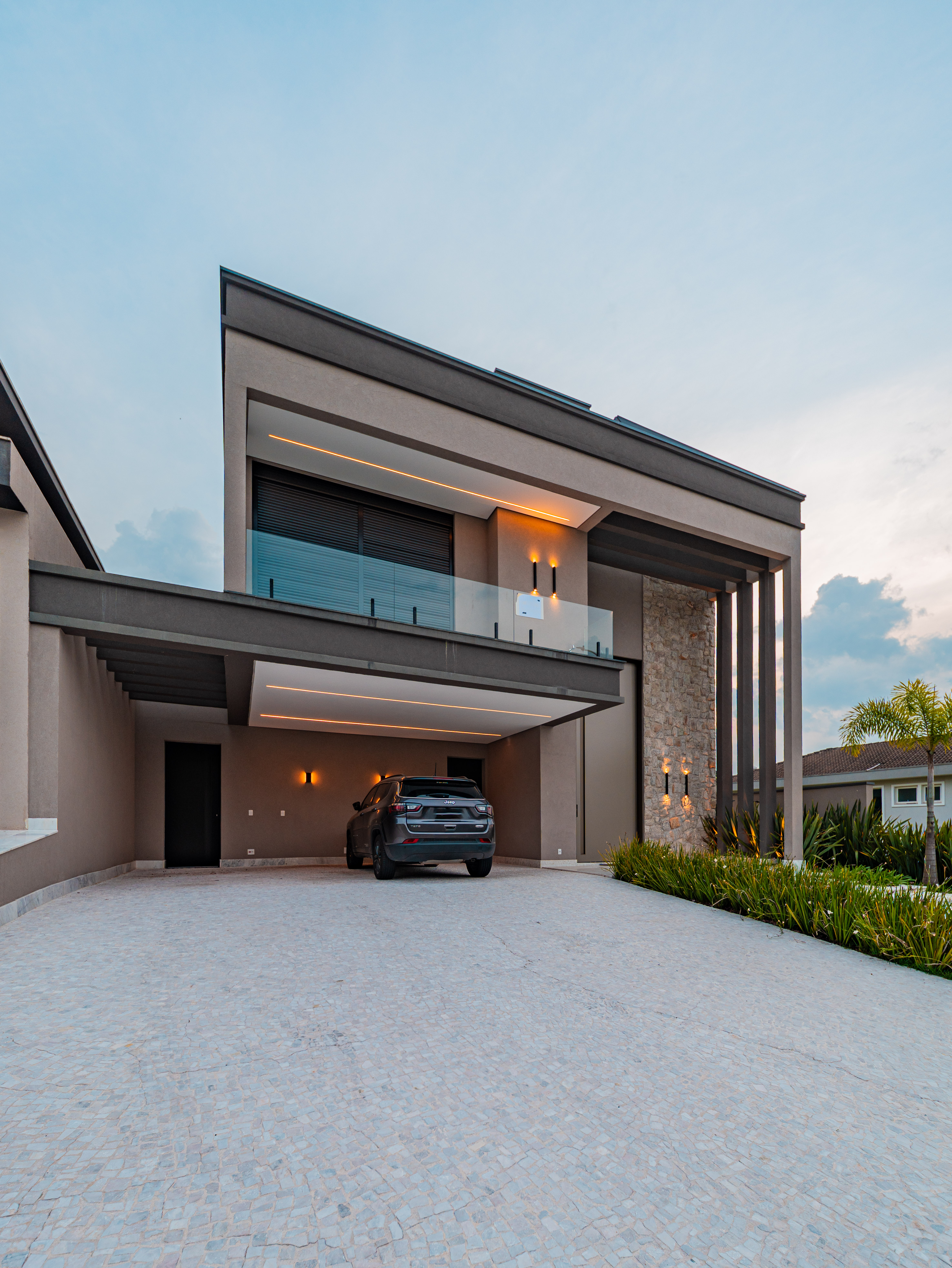 Casa Nova e Moderna com Vista Permanente – Alphaville Residencial Gênesis 2
