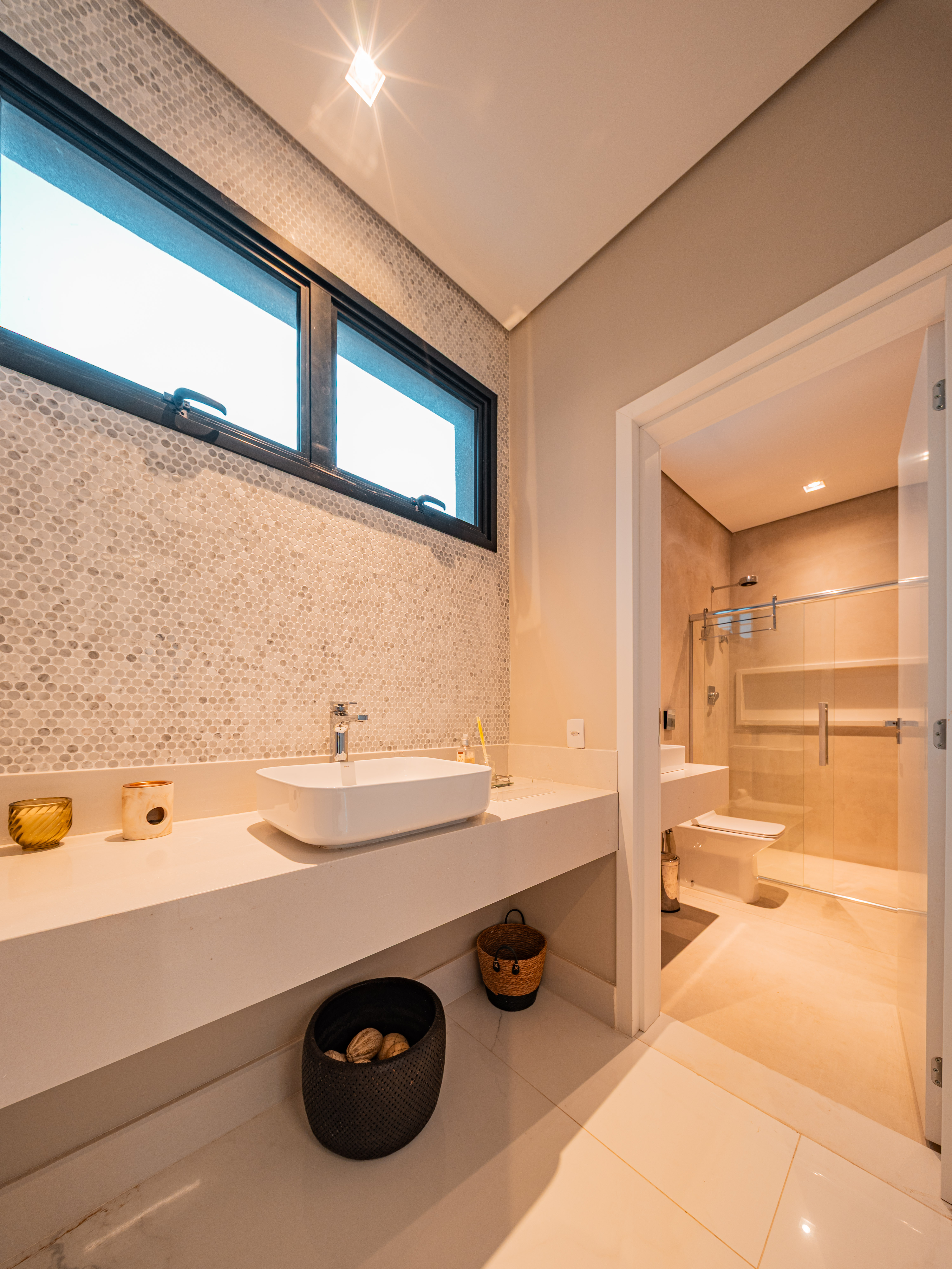 Casa Nova e Moderna com Vista Permanente – Alphaville Residencial Gênesis 2