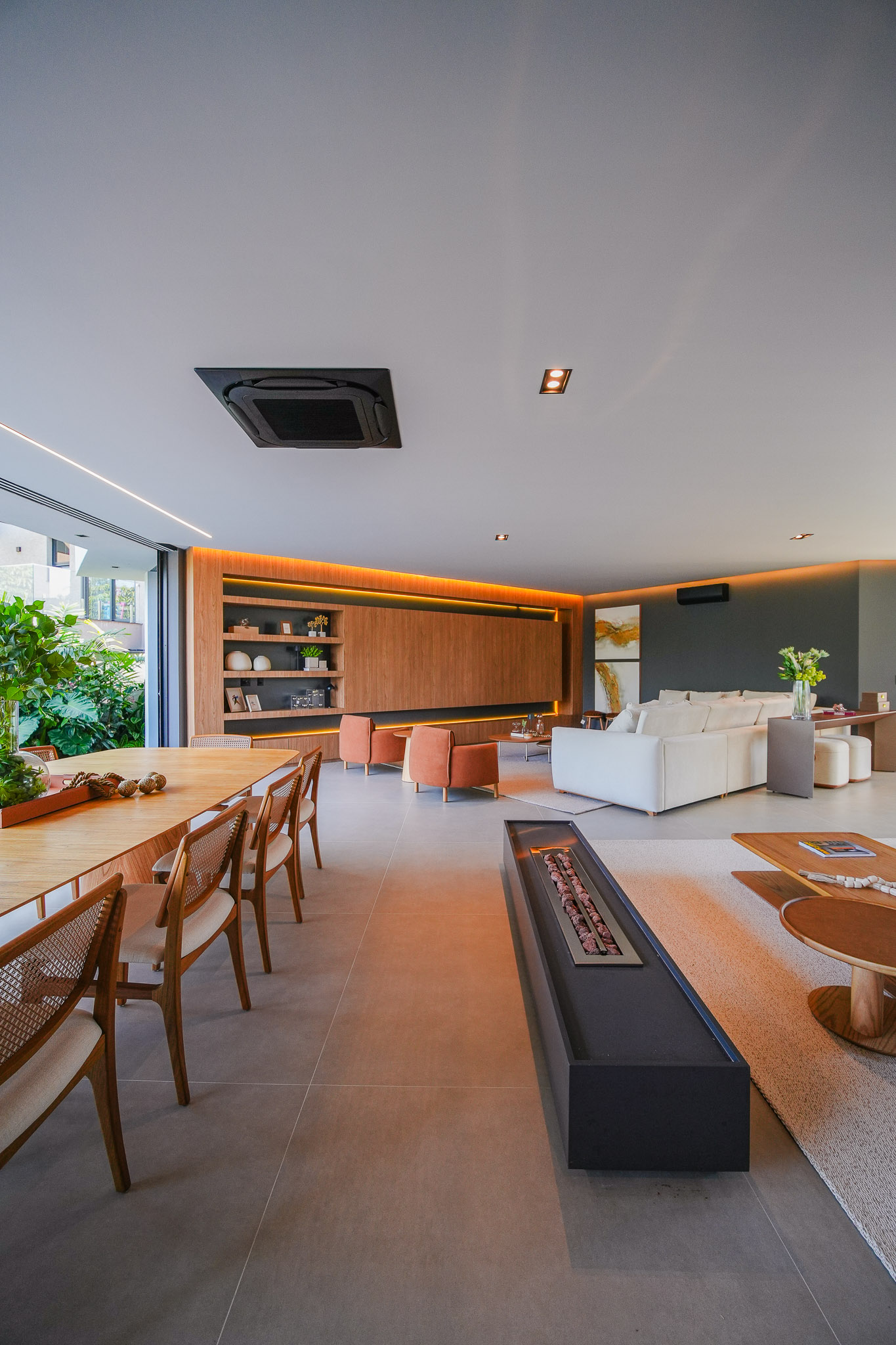 Casa Contemporânea e Integração com a Natureza