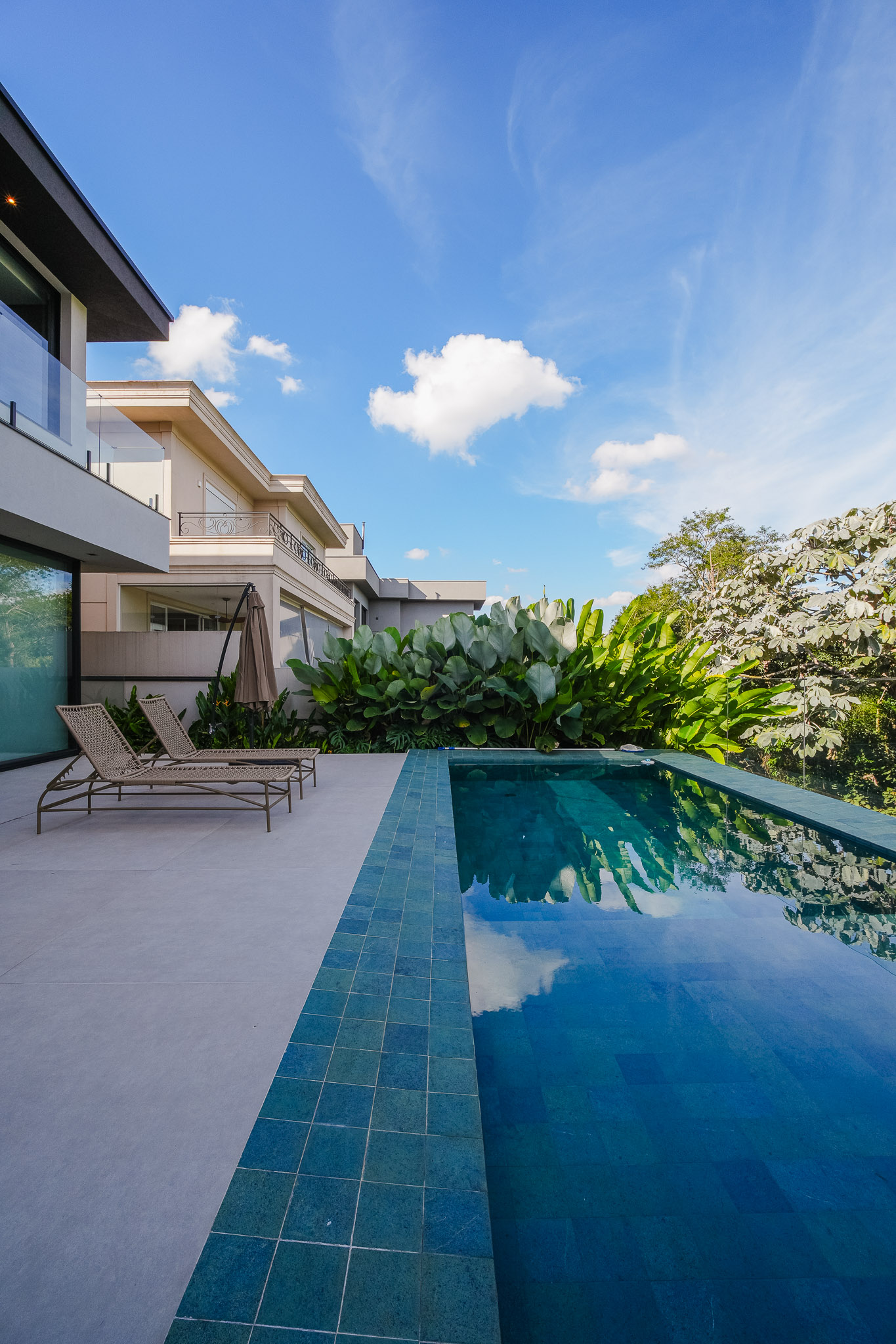 Casa Contemporânea e Integração com a Natureza