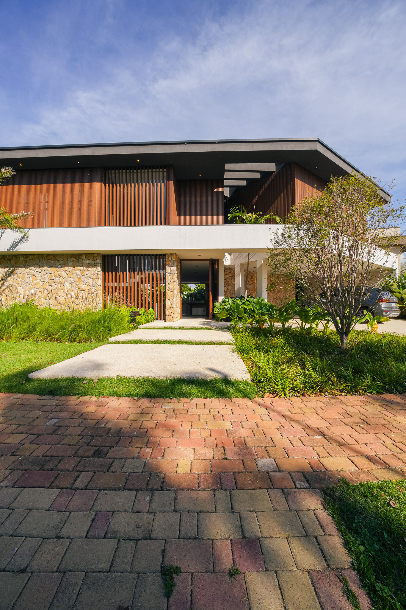 Casa Contemporânea e Integração com a Natureza