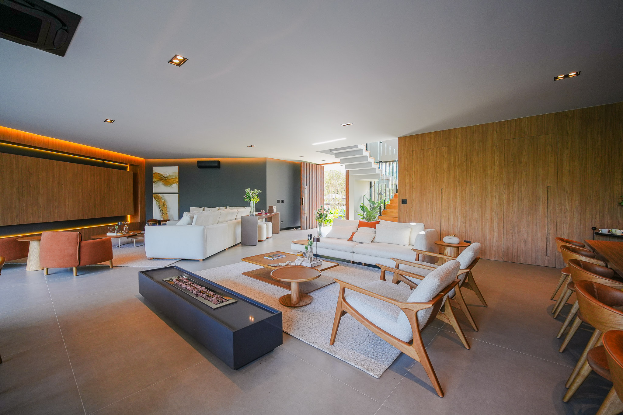 Casa Contemporânea e Integração com a Natureza