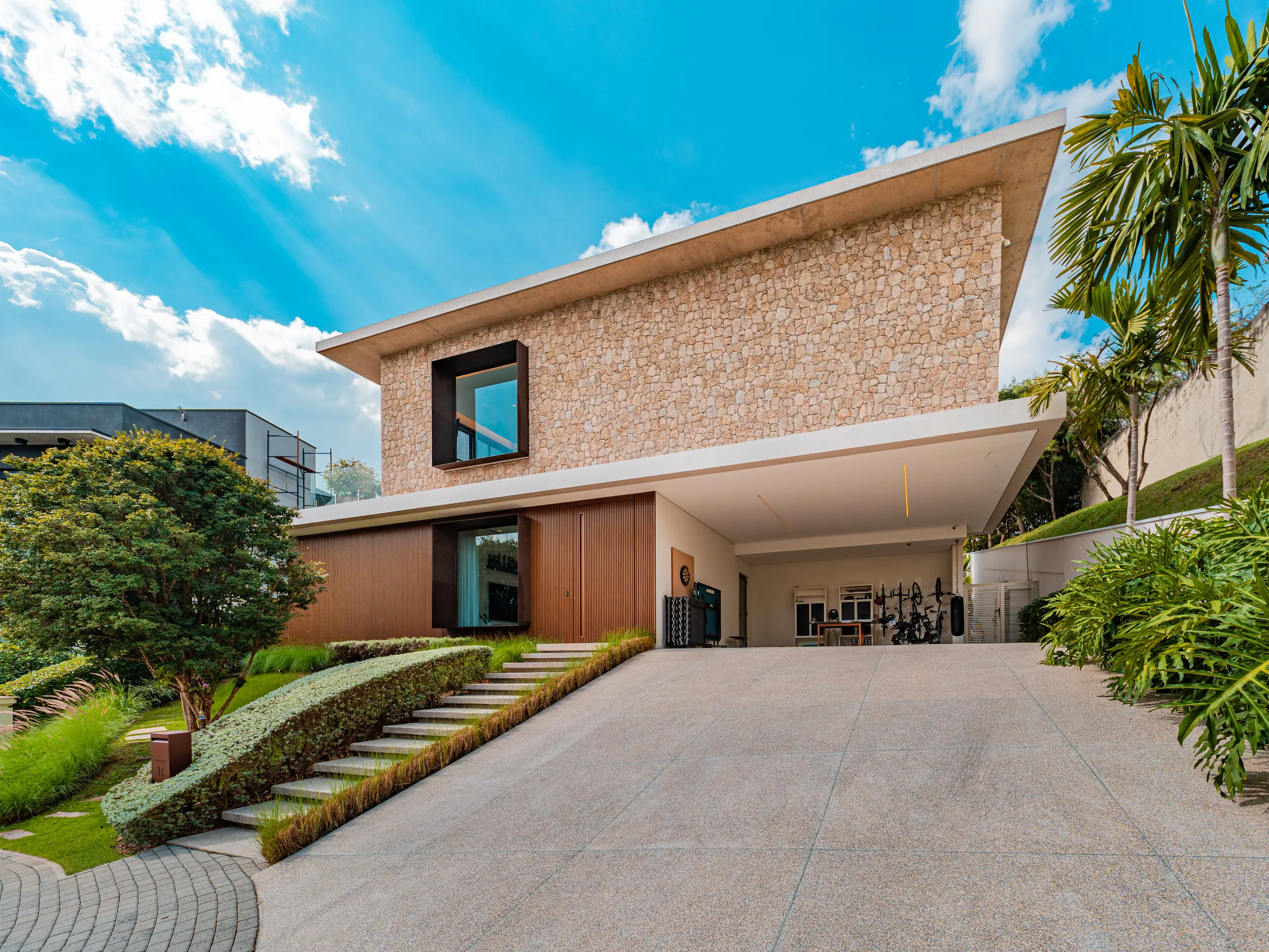 Casa Contemporânea Mobiliada e Decorada no Residencial Tamboré 10