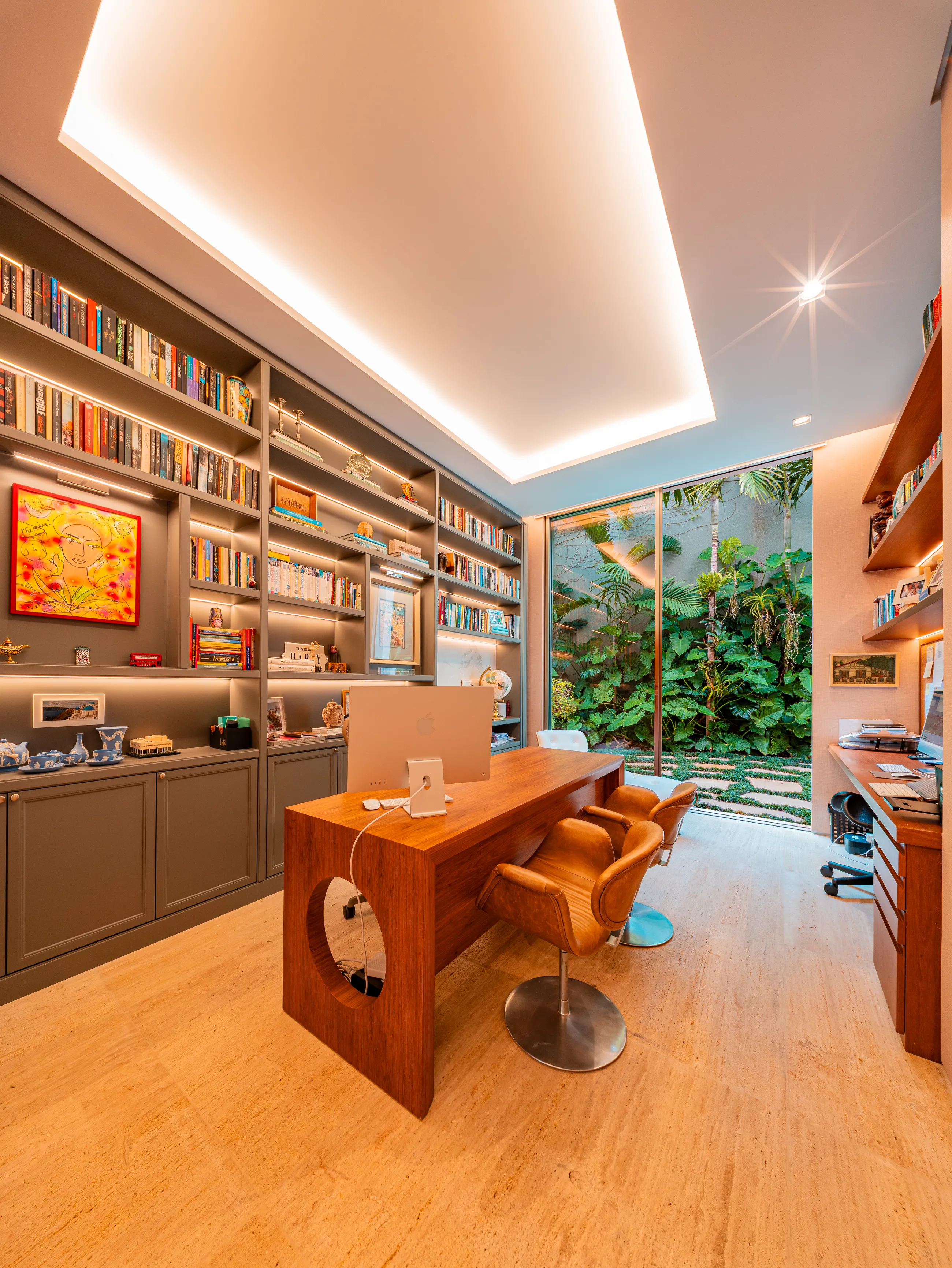 Casa Contemporânea Mobiliada e Decorada no Residencial Tamboré 10