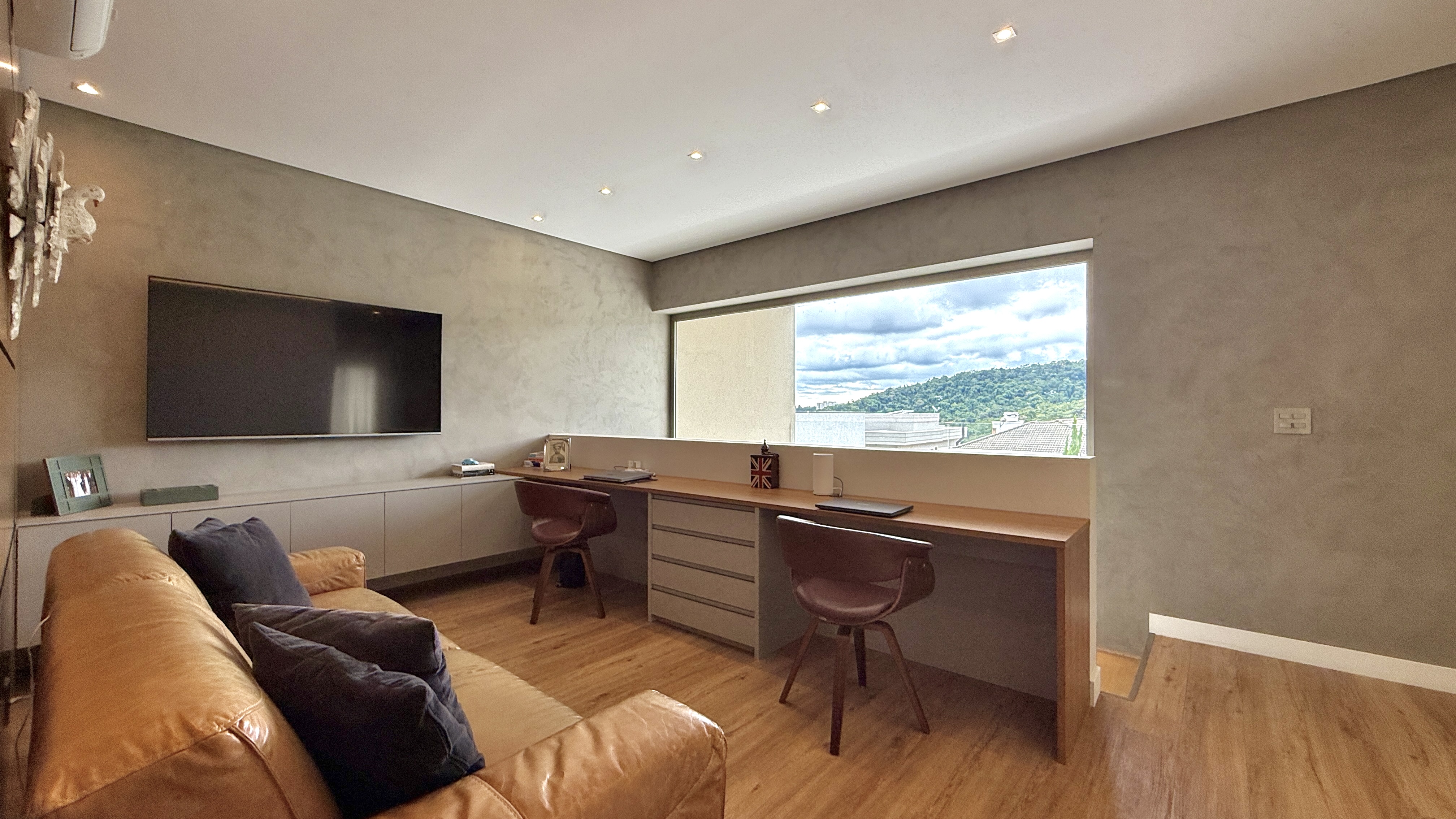 Casa mobiliada à venda no Gênesis II | 4 suítes em terreno de esquina