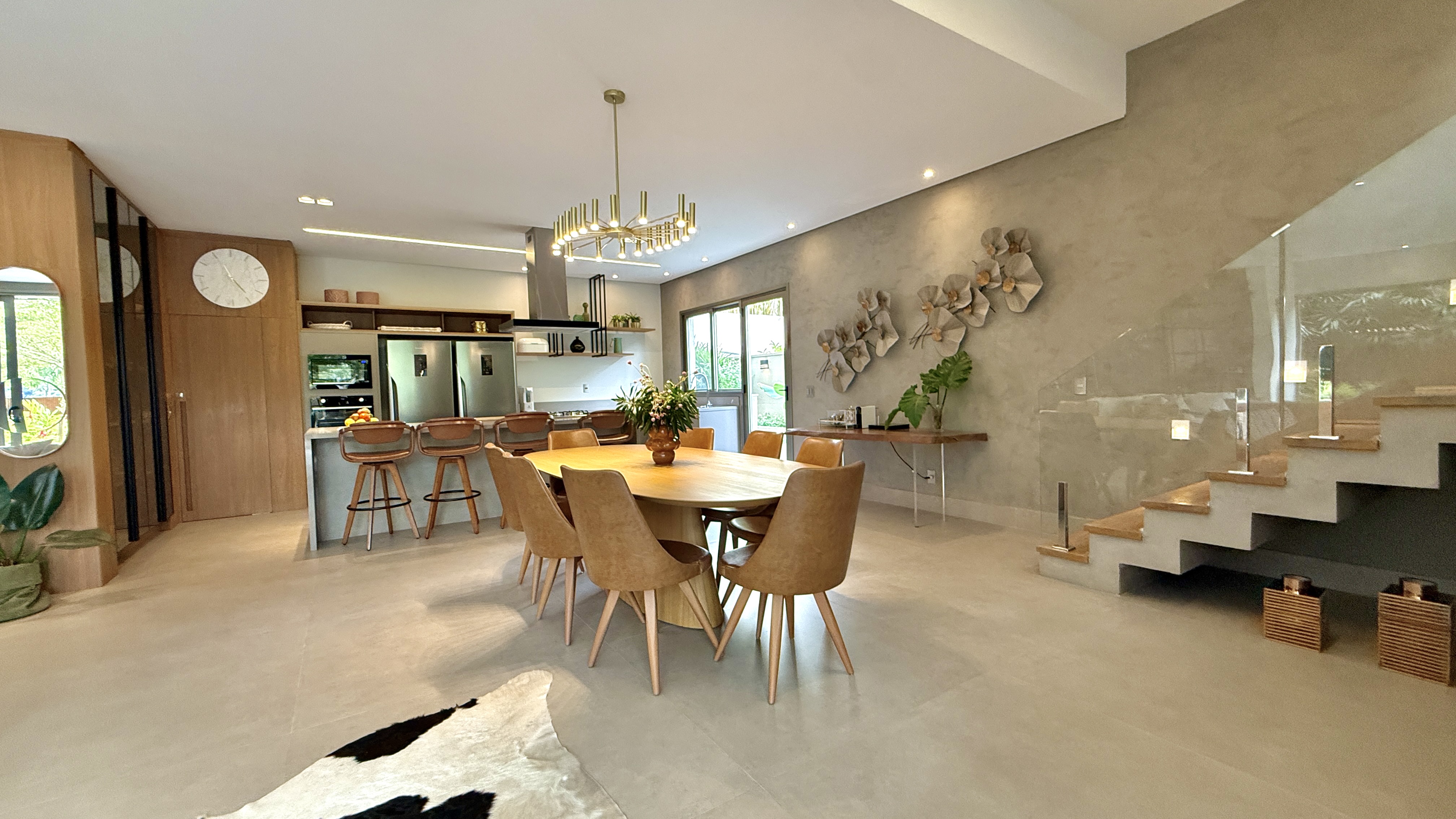 Casa mobiliada à venda no Gênesis II | 4 suítes em terreno de esquina