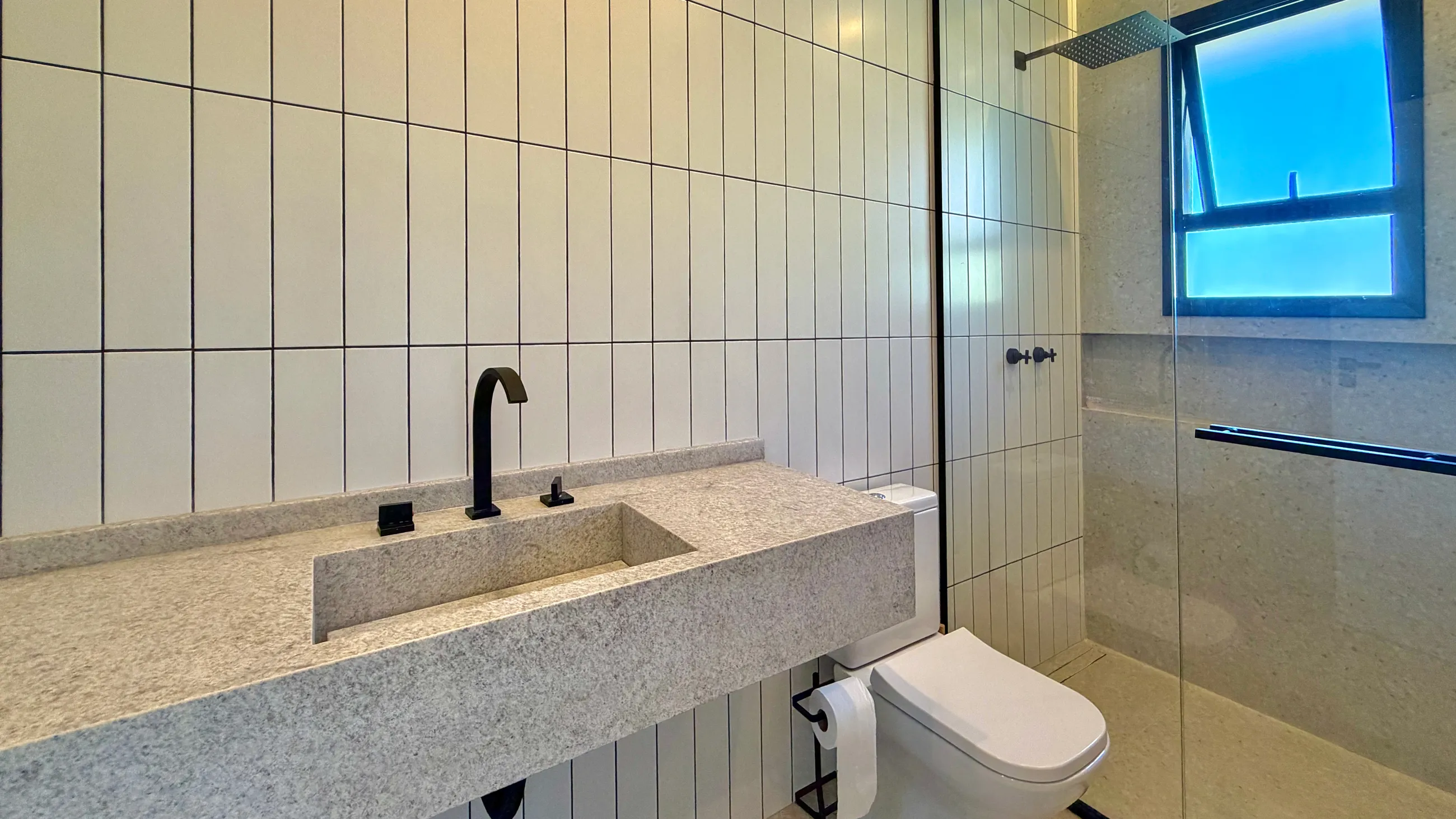 Gênesis II | Casa com 5 Suítes, Piscina e Projeto Contemporâneo