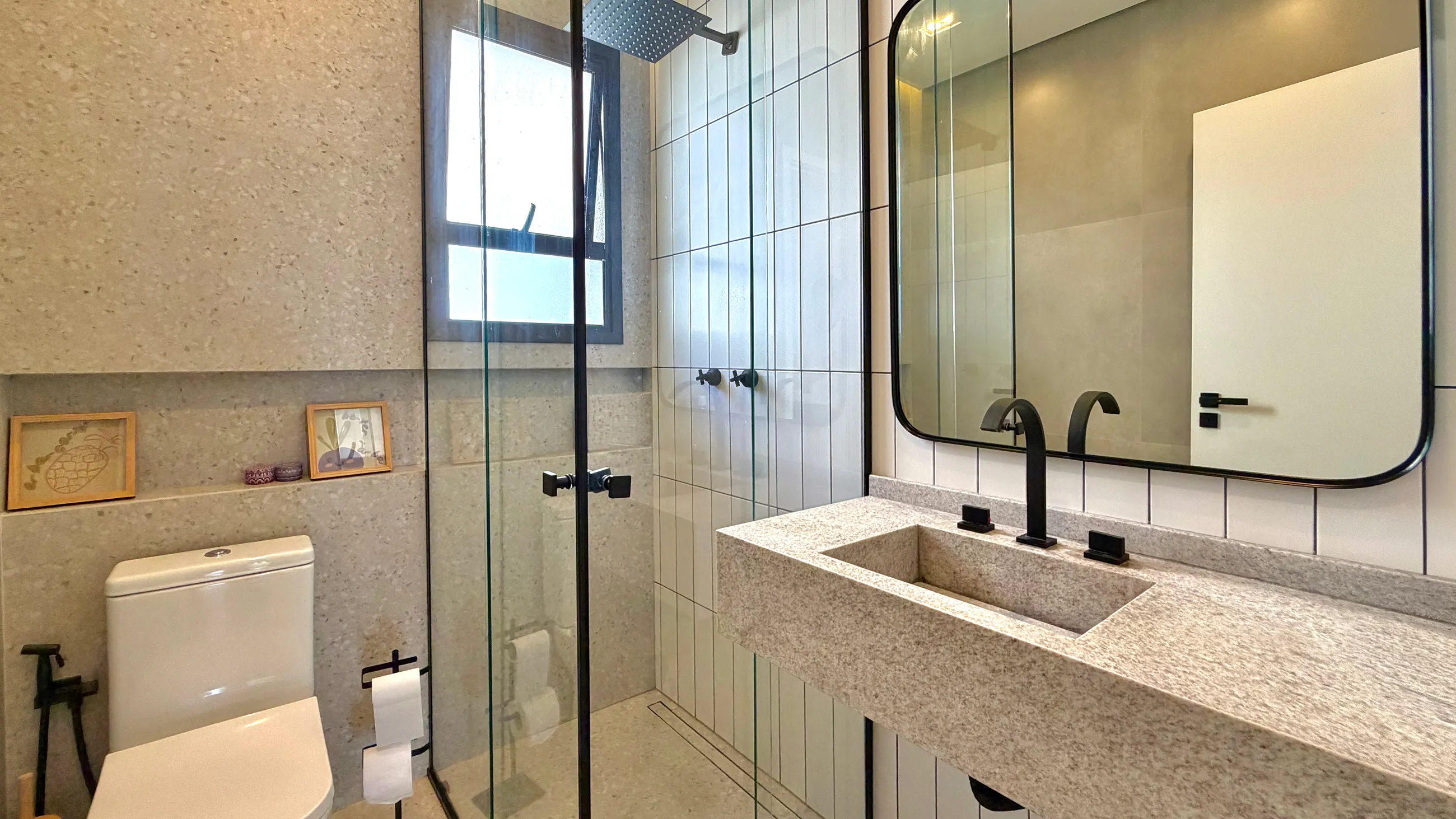 Gênesis II | Casa com 5 Suítes, Piscina e Projeto Contemporâneo