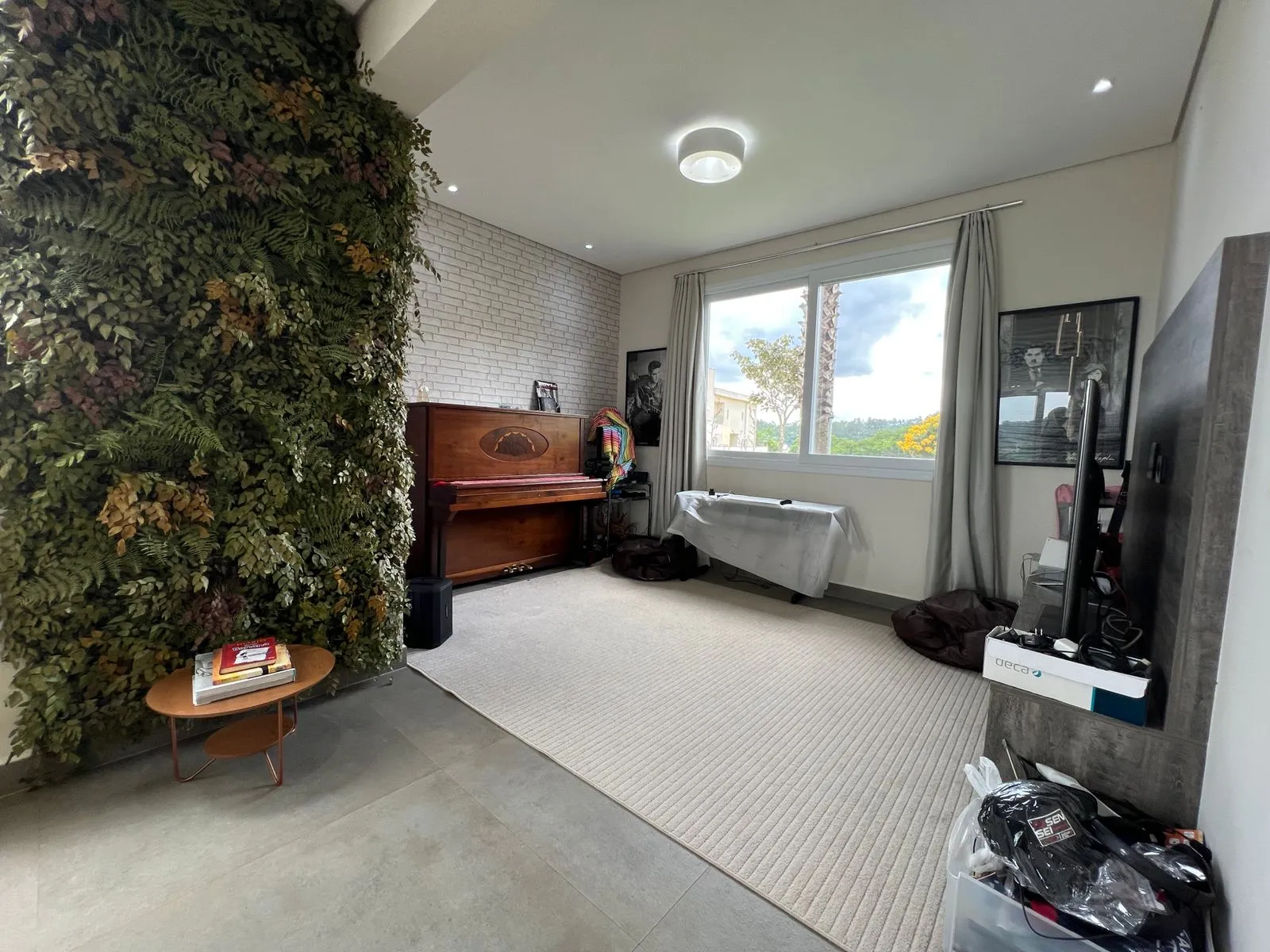 Casa Mobiliada à Venda no Gênesis II | Vista Permanente, 3 Suítes e Piscina Aquecida