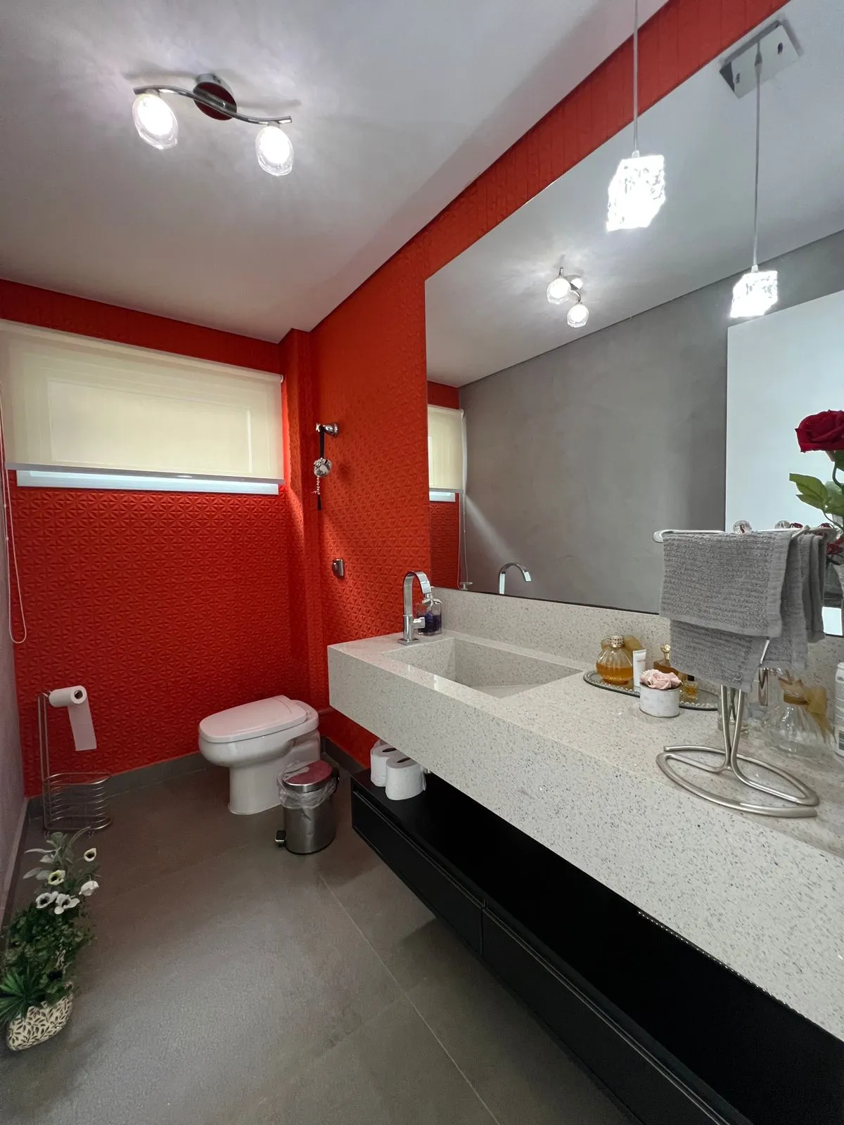 Casa Mobiliada à Venda no Gênesis II | Vista Permanente, 3 Suítes e Piscina Aquecida