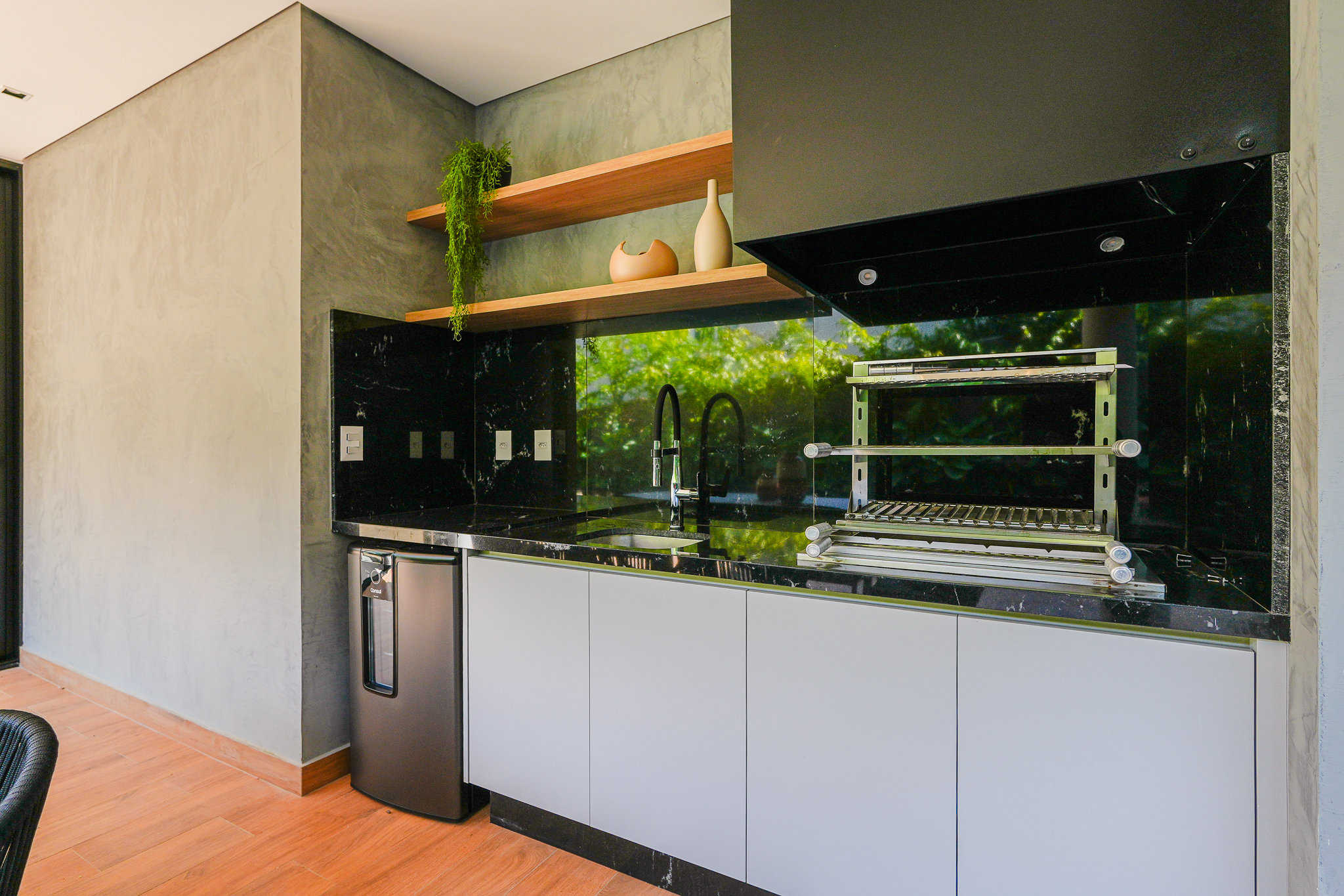 Casa Nova à Venda no Gênesis I | Projeto Contemporâneo, 4 Suítes e Área de Lazer Completa
