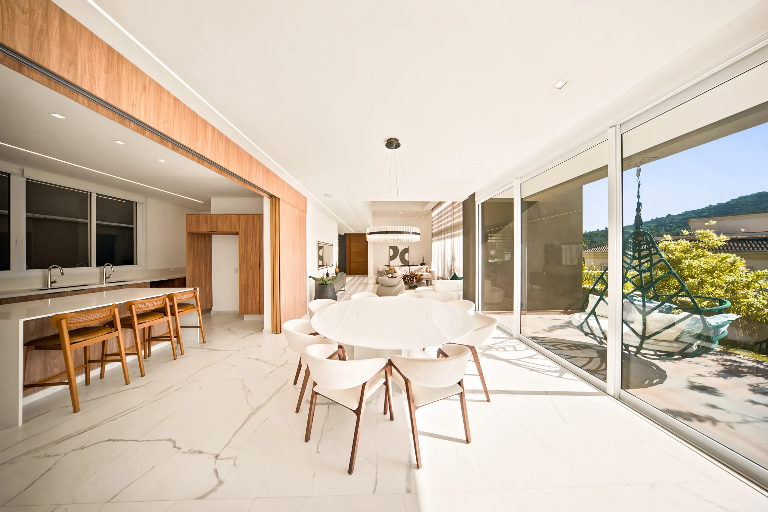 Residência Contemporânea Mobiliada com Vista Permanente para a Montanha no Tamboré 10