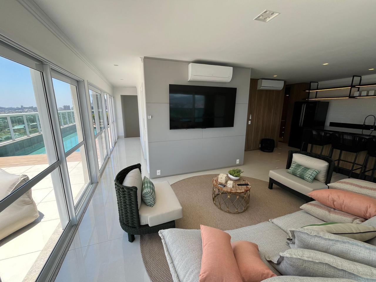 Cobertura Duplex no The Garden | 4 Suítes, Piscina Privativa e Vista para o Pôr do Sol