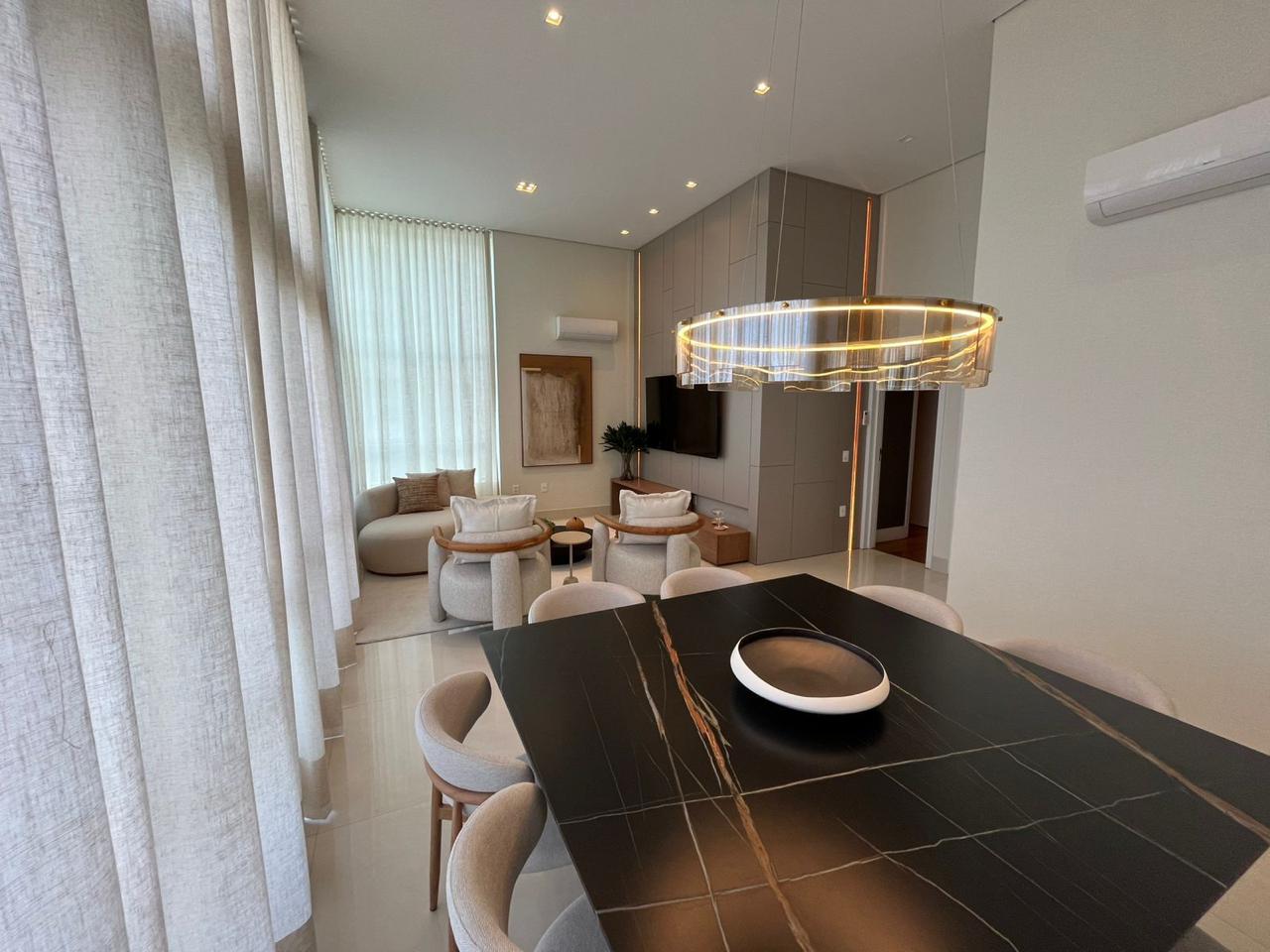 Cobertura Duplex no The Garden | 4 Suítes, Piscina Privativa e Vista para o Pôr do Sol