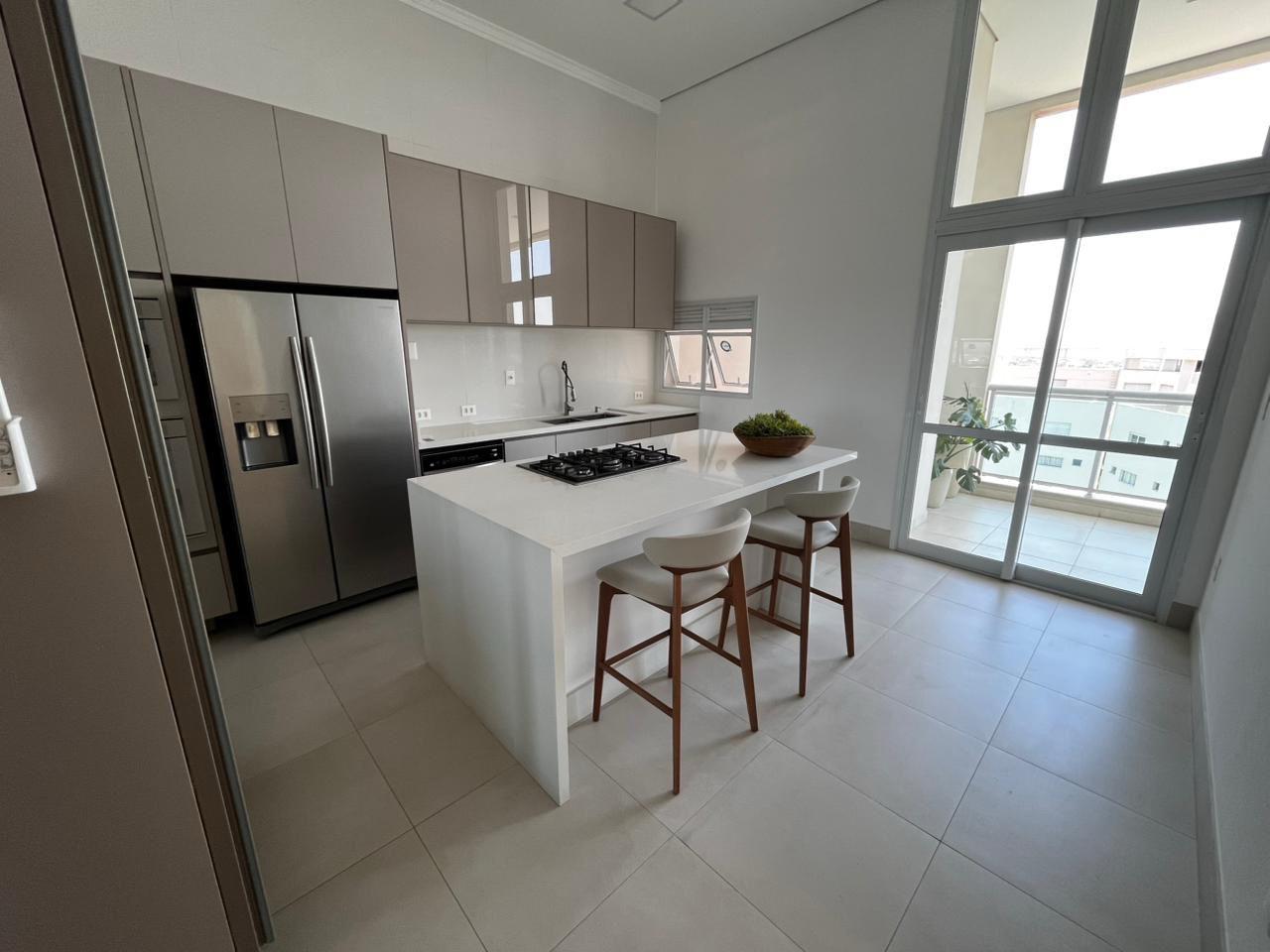 Cobertura Duplex no The Garden | 4 Suítes, Piscina Privativa e Vista para o Pôr do Sol