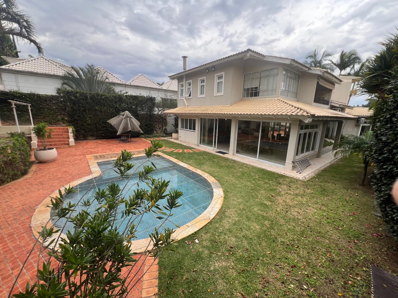 Residência com 4 Suítes e 1.020m² de Terreno no Tamboré 2 | Alphaville