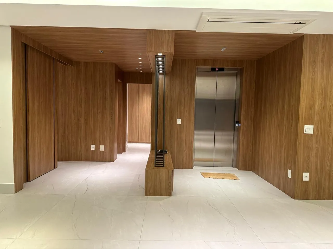 Apartamento de Alto Padrão com 4 Suítes no Edifício Oiapoque