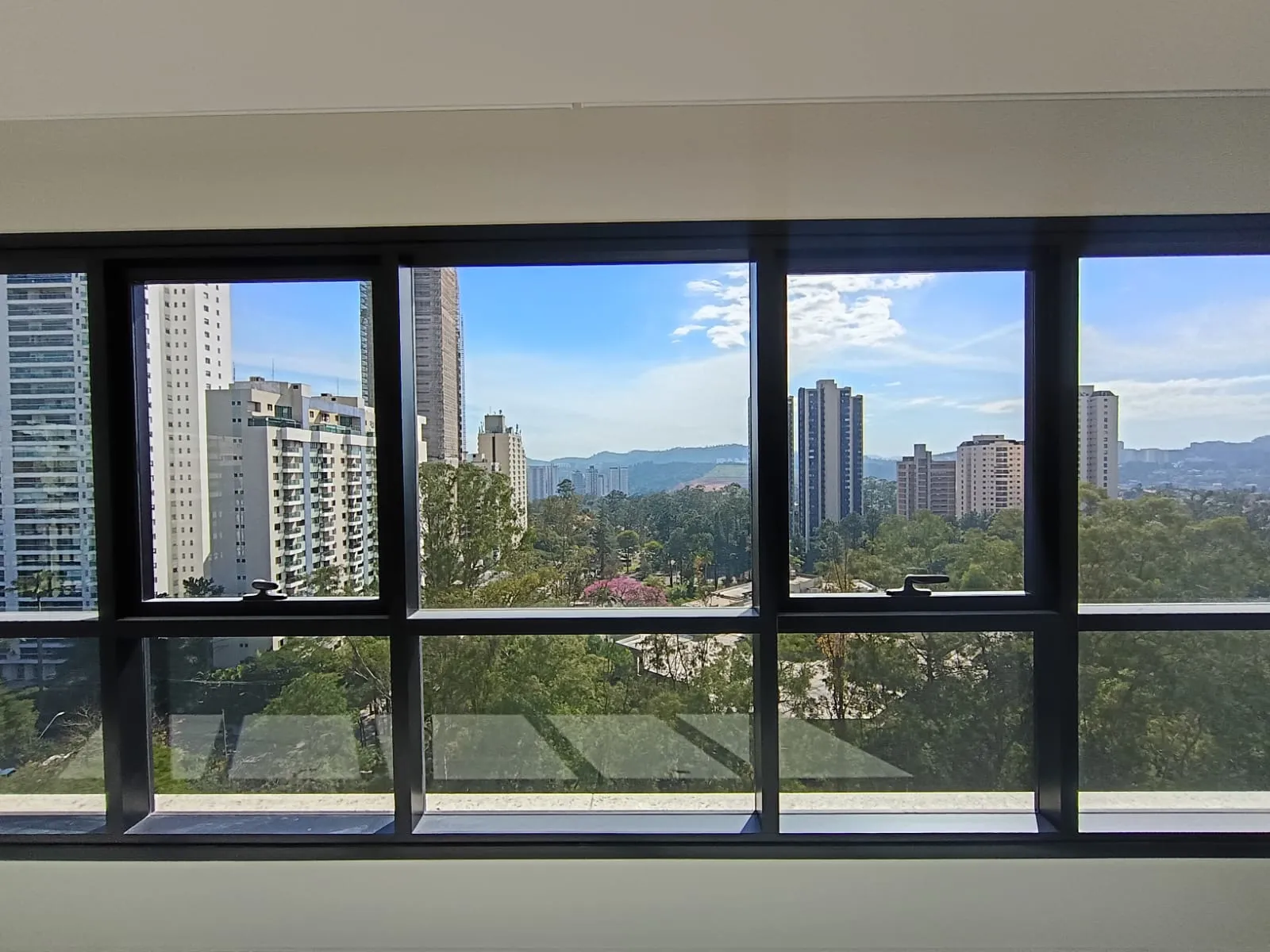Apartamento de Alto Padrão com 4 Suítes no Edifício Oiapoque