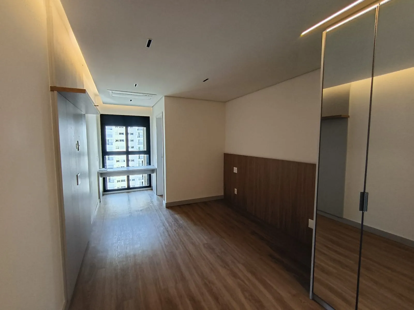 Apartamento de Alto Padrão com 4 Suítes no Edifício Oiapoque