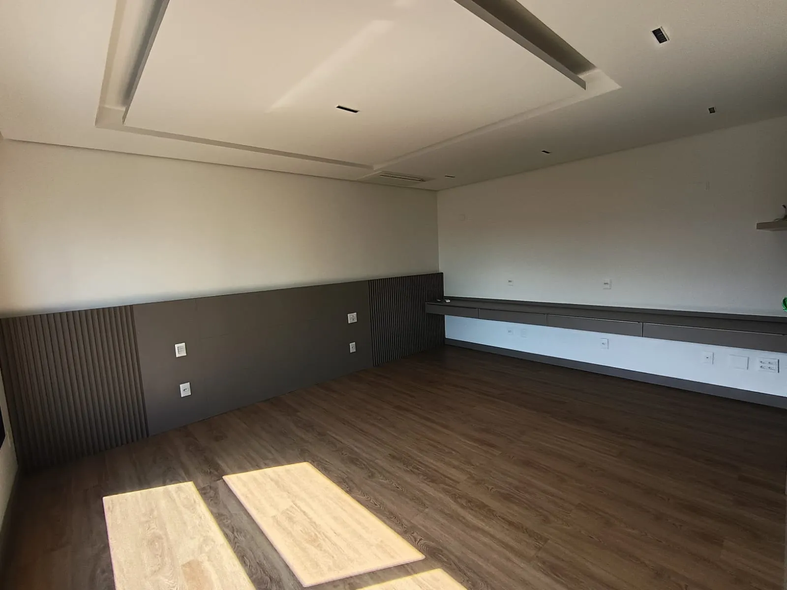 Apartamento de Alto Padrão com 4 Suítes no Edifício Oiapoque