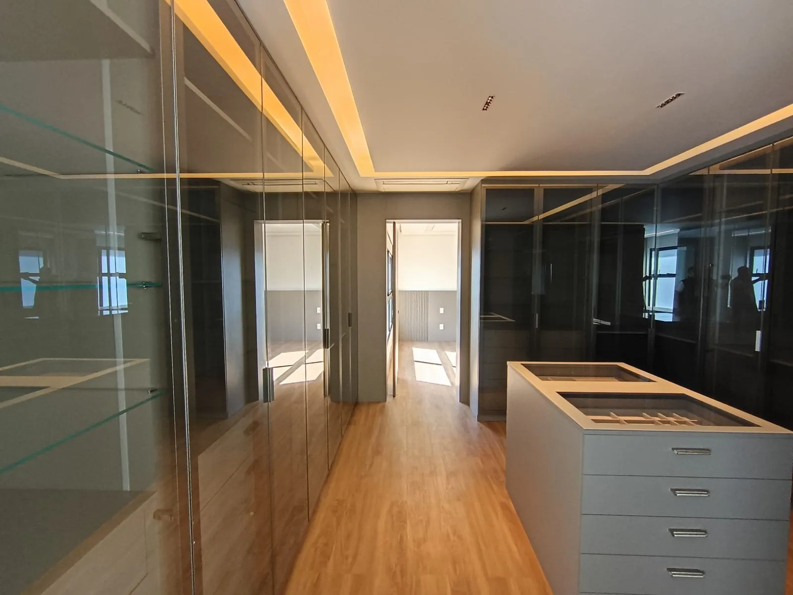 Apartamento de Alto Padrão com 4 Suítes no Edifício Oiapoque