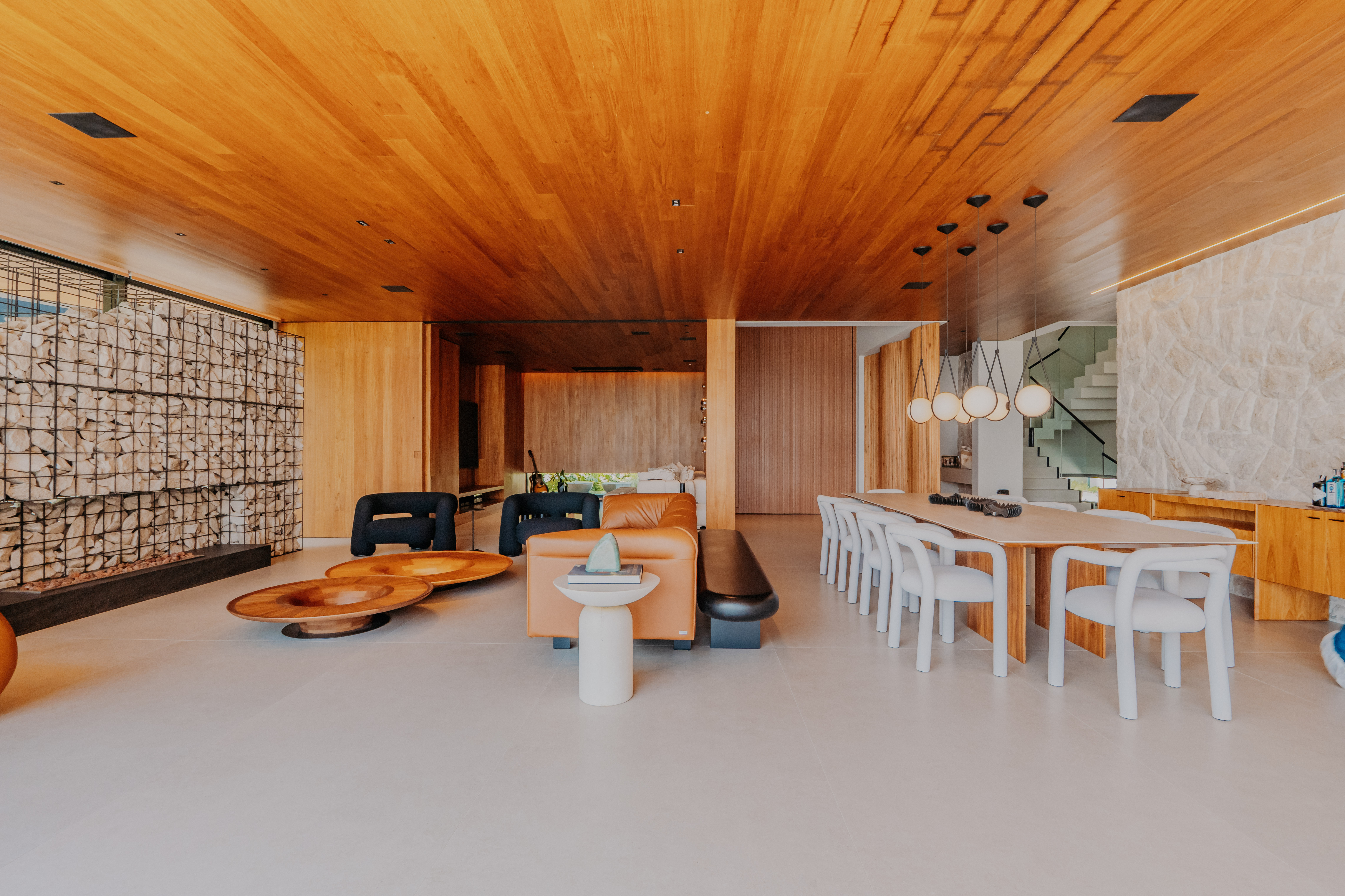 CASA CONTEMPORÂNEA MOBILIADA COM VISTA PERMANENTE - GÊNESIS 2