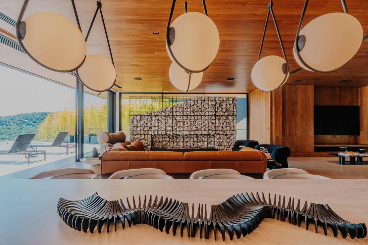 CASA CONTEMPORÂNEA MOBILIADA COM VISTA PERMANENTE - GÊNESIS 2
