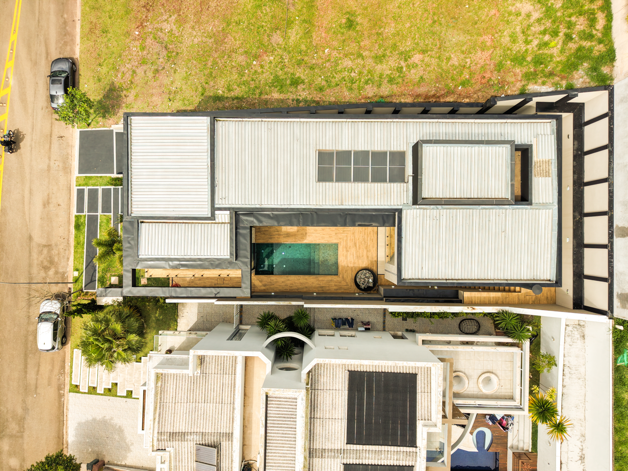 Casa com 4 suítes e arquitetura moderna/contemporânea - Gênesis 2