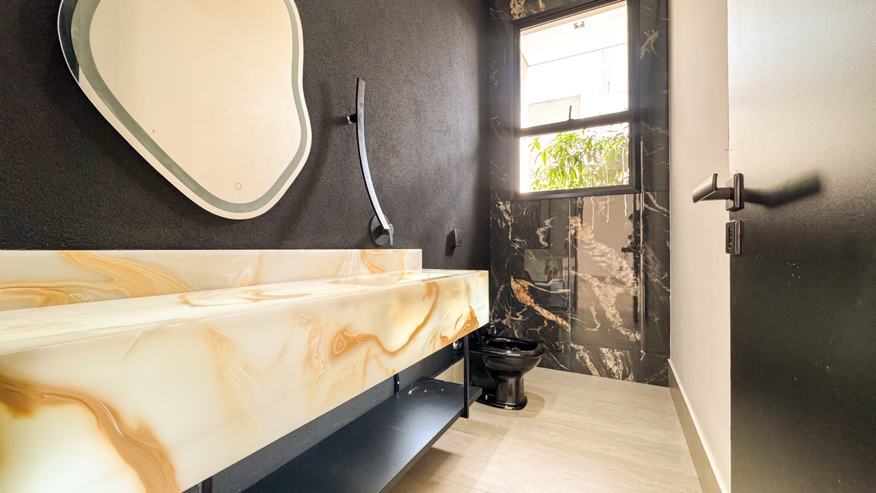 Casa com 4 suítes e arquitetura moderna/contemporânea - Gênesis 2