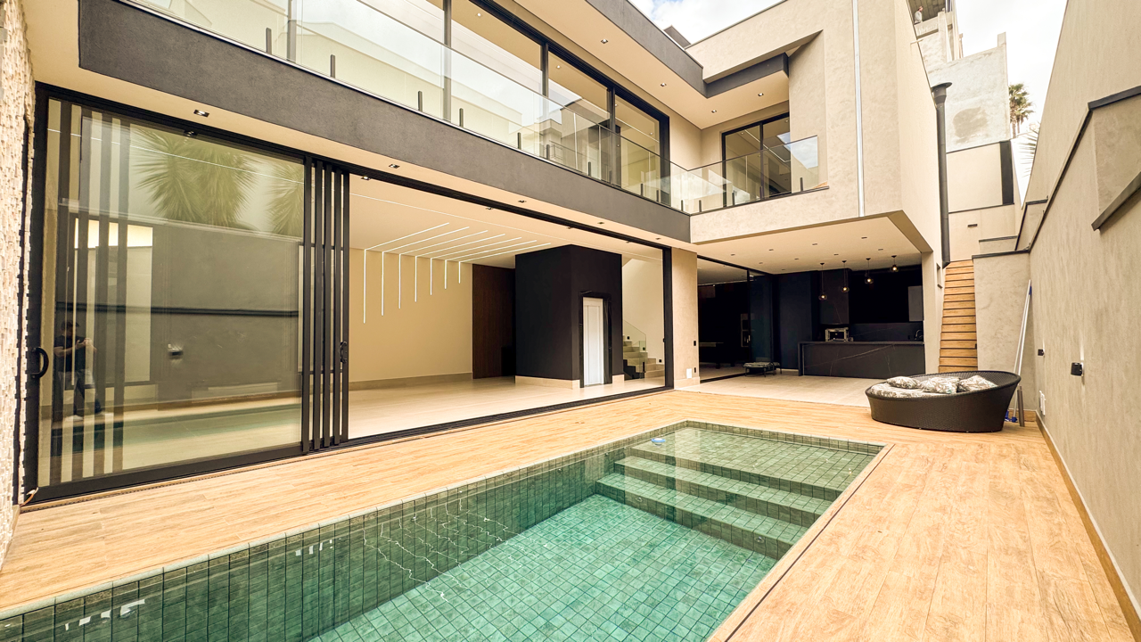 Casa com 4 suítes e arquitetura moderna/contemporânea - Gênesis 2