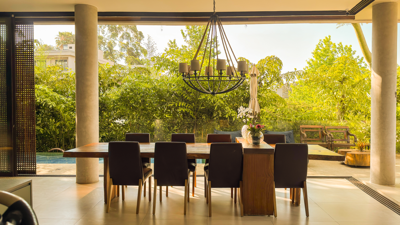 ROOFTOP COM VISTA PARA A RESERVA EM UMA CASA DE ESQUINA NO TAMBORÉ 11