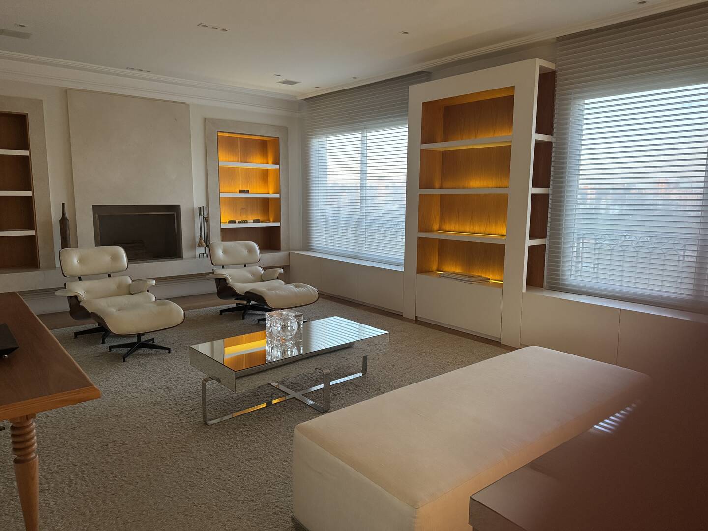 Cobertura duplex à venda em São Paulo com 1.170 m², 4 suítes, piscina privativa e 10 vagas