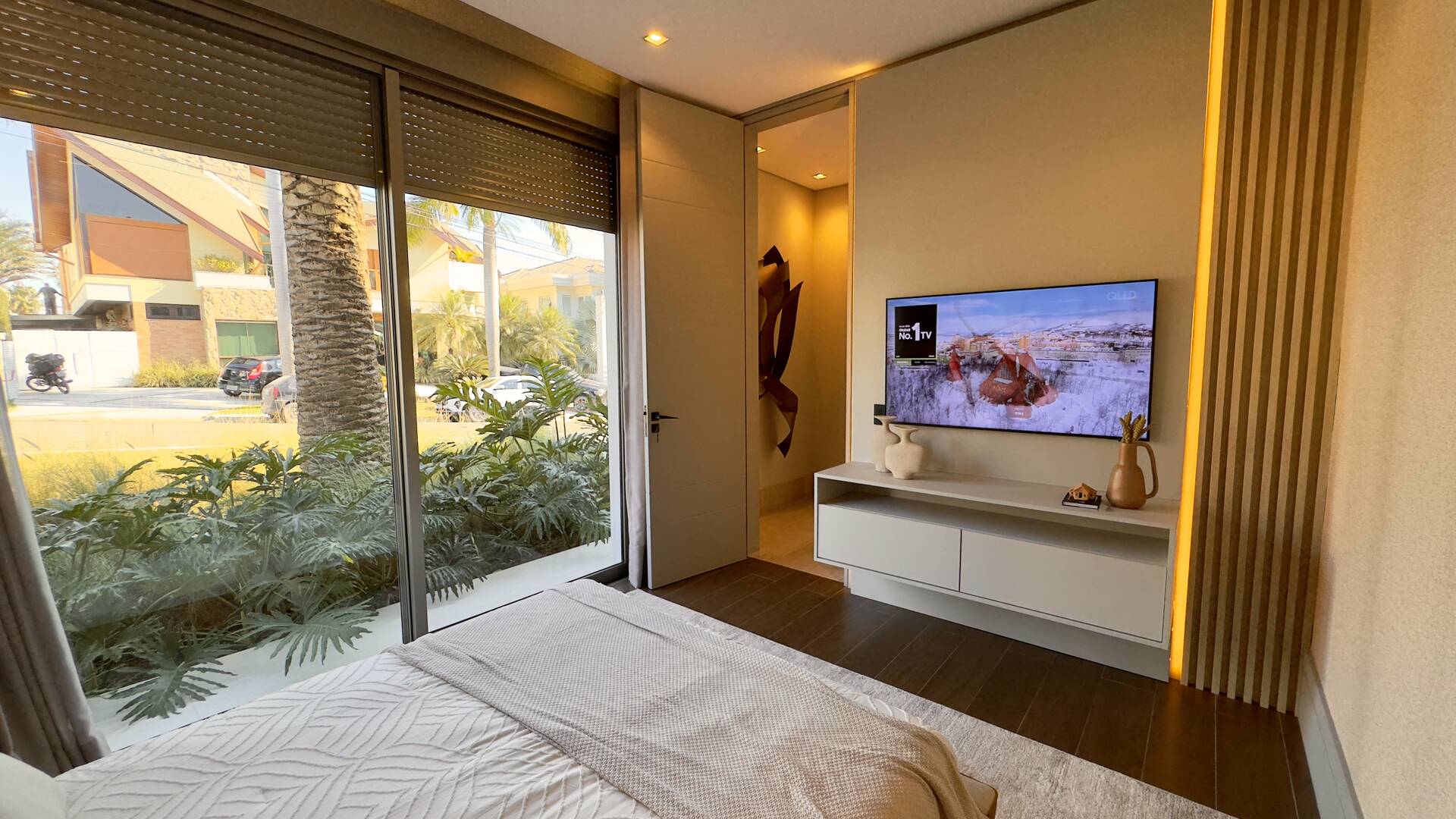 Casa à venda no Tamboré 2 com 1.800 m², 6 suítes e rooftop de 450 m²