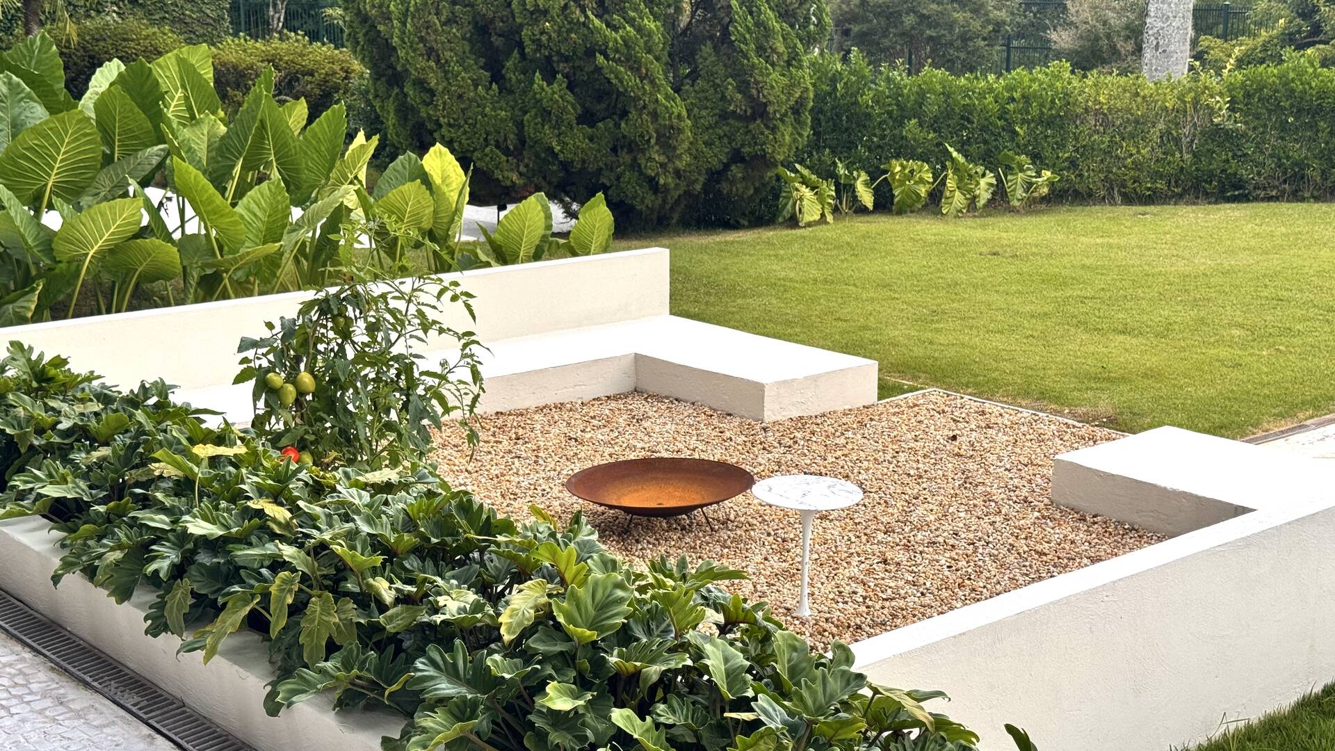 Casa com 5 suítes, terreno de 2.500 m² e vista aberta à venda no Alphaville 8