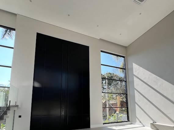 Casa à venda no Alphaville Residencial 1 com 5 suítes, adega climatizada 