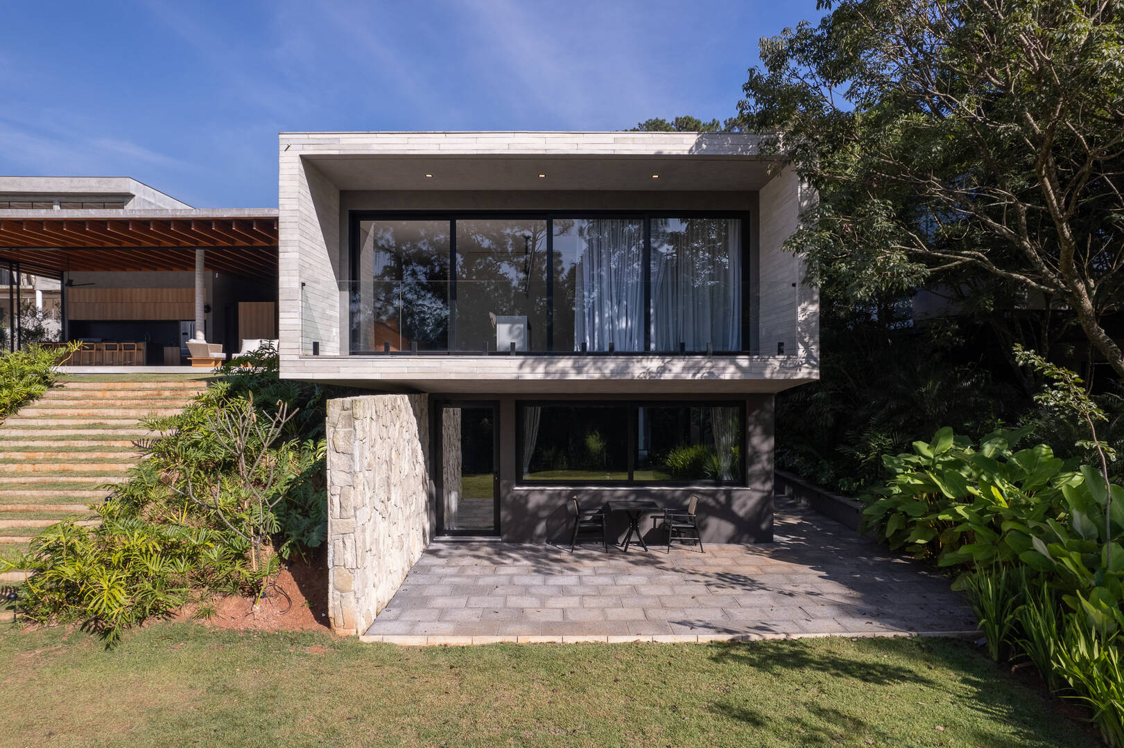 Casa térrea no Condomínio Haras Guancan