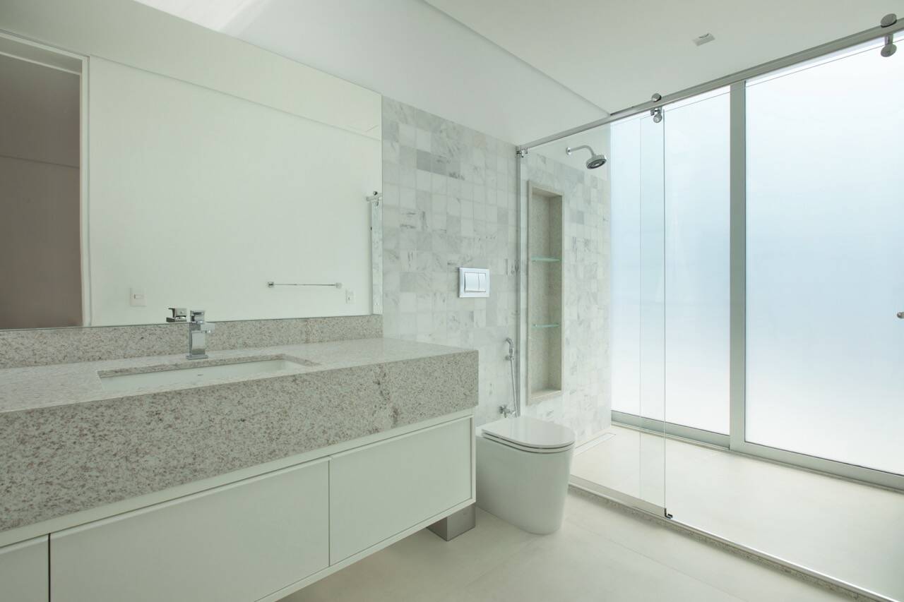 Casa Float à venda em Alphaville | Arquitetura de Sérgio Sampaio