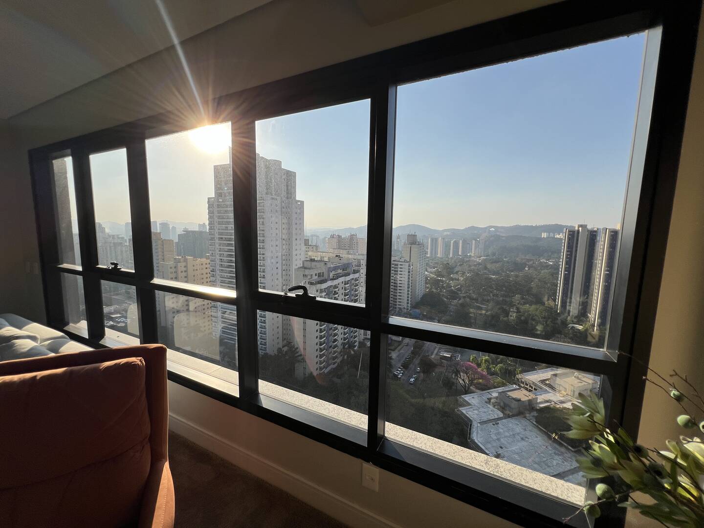 Apartamento à venda no Condomínio Oiapoque em Alphaville com 360 m², 4 suítes e 5 vagas