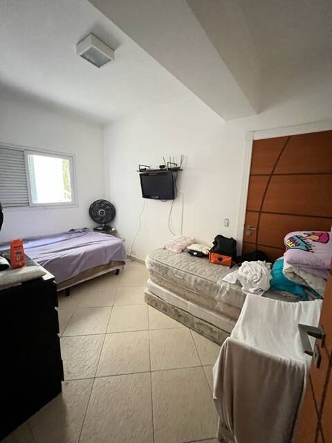 Casa no Tamboré 1 com 6 Suítes e Fundo para Ampla Área Verde Privativa