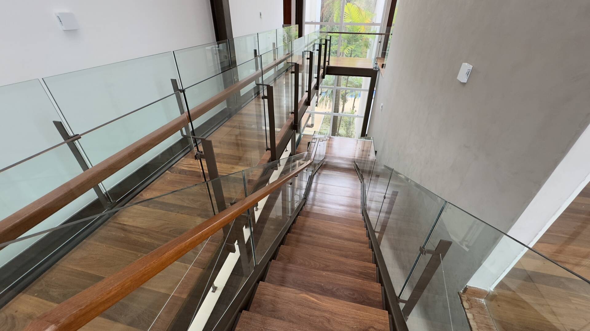 Casa contemporânea sustentável à venda residencial Melville | 4 suítes, elevador e automação