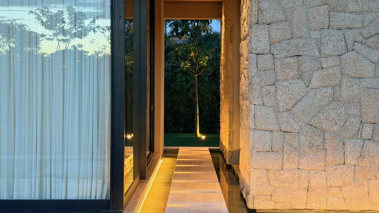 Casa com 7 suítes e vista permanente para o lago na Fazenda Boa Vista