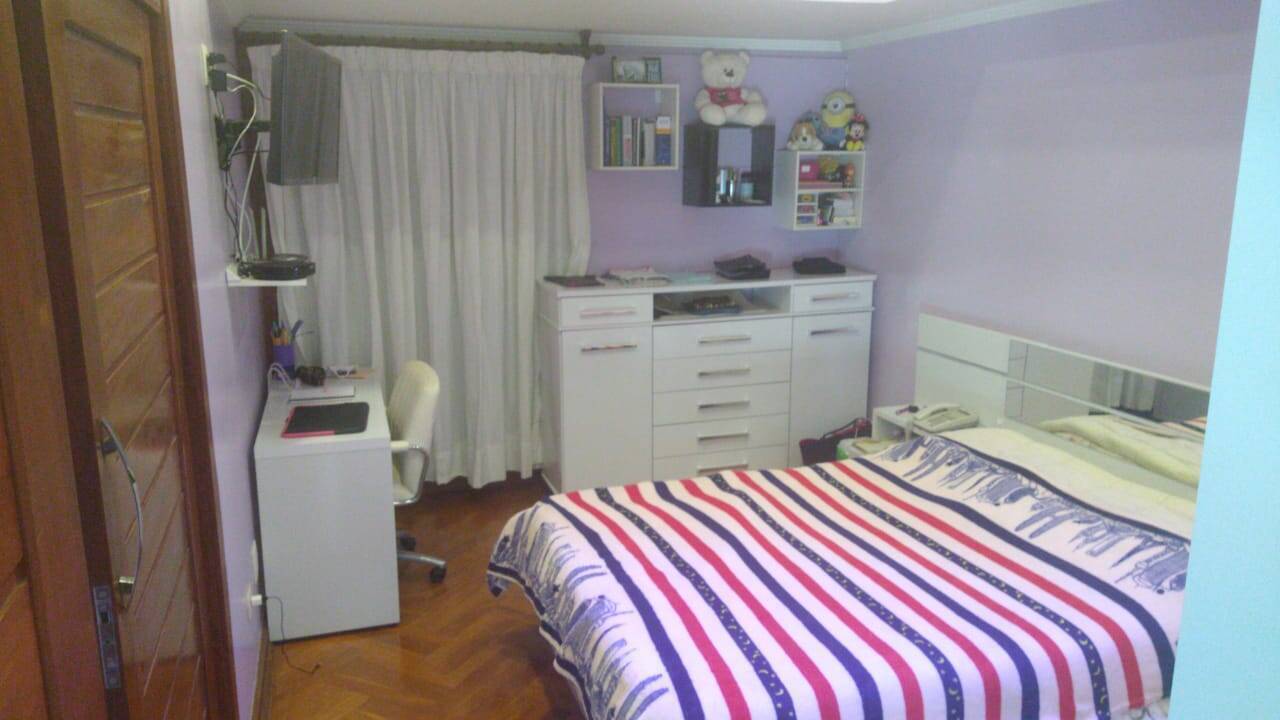 Casa semi-térrea com 3 suítes à venda no Tamboré 1