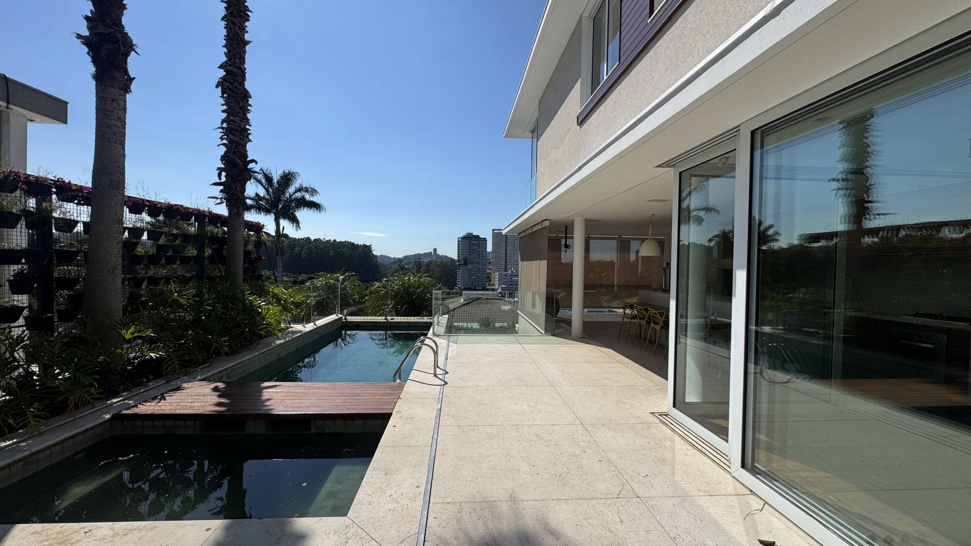 Casa mobiliada para aluguel - Oportunidade!