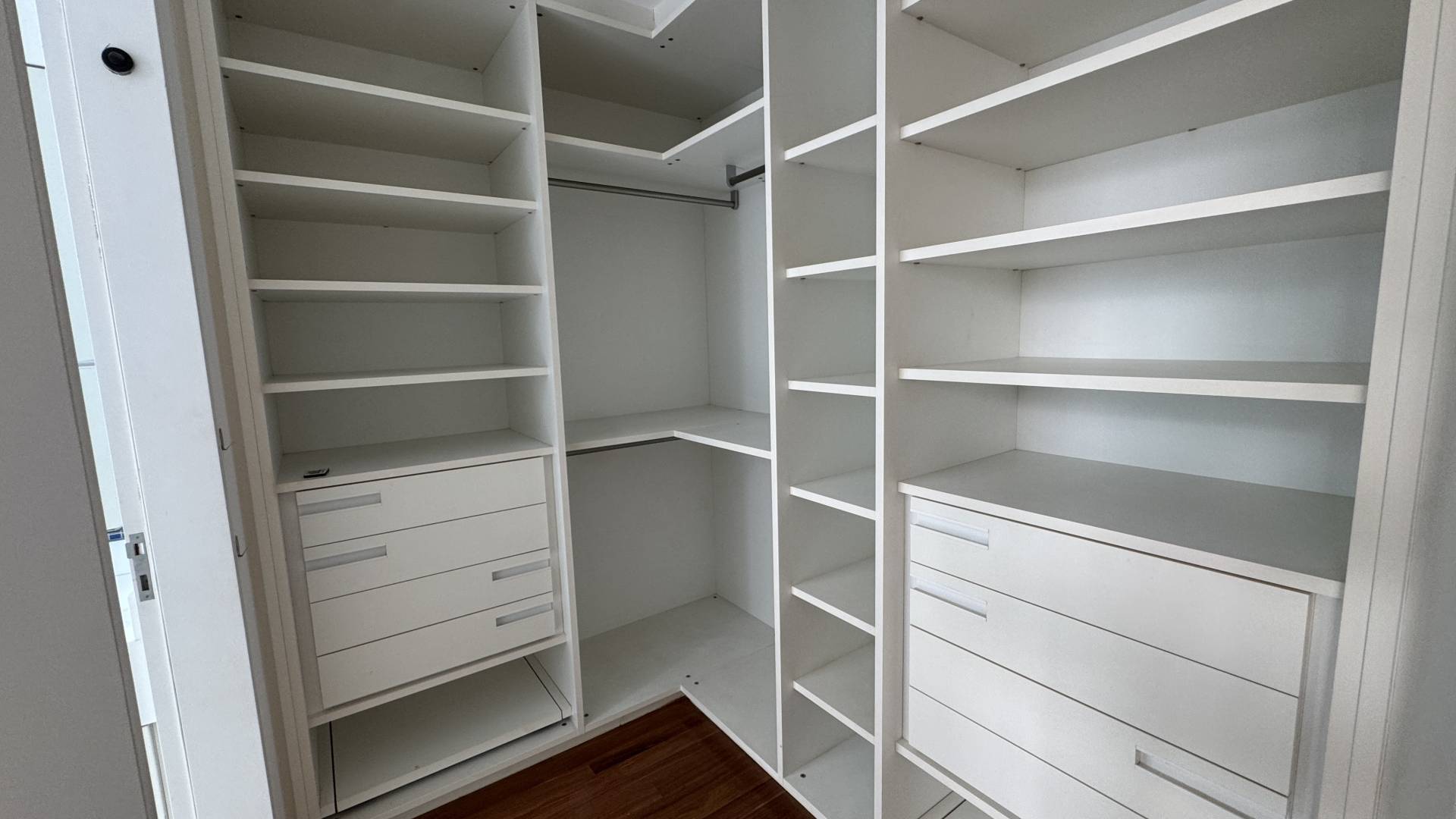 Casa mobiliada para aluguel - Oportunidade!