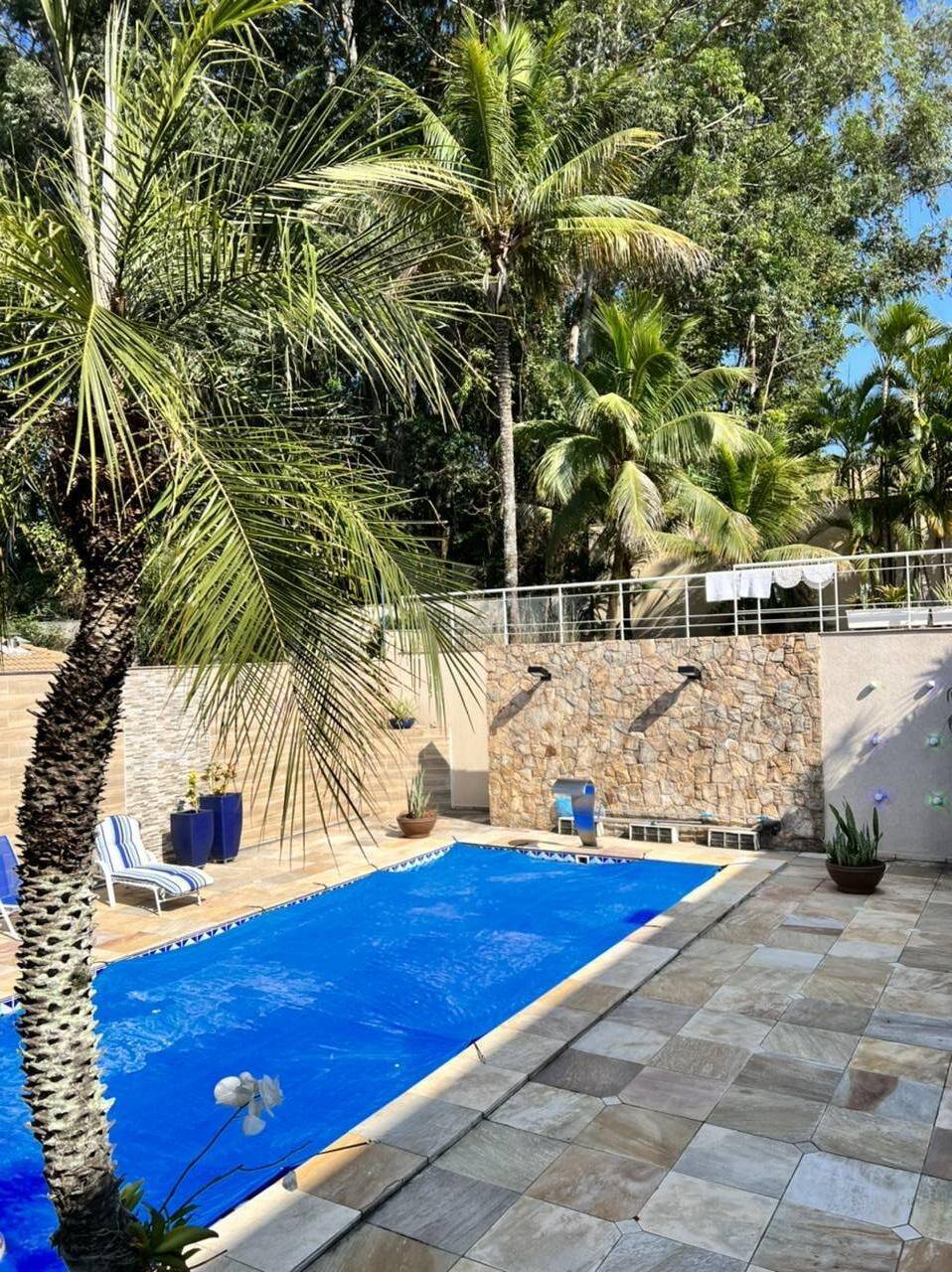 Casa semi-térrea com 3 suítes à venda no Tamboré 1