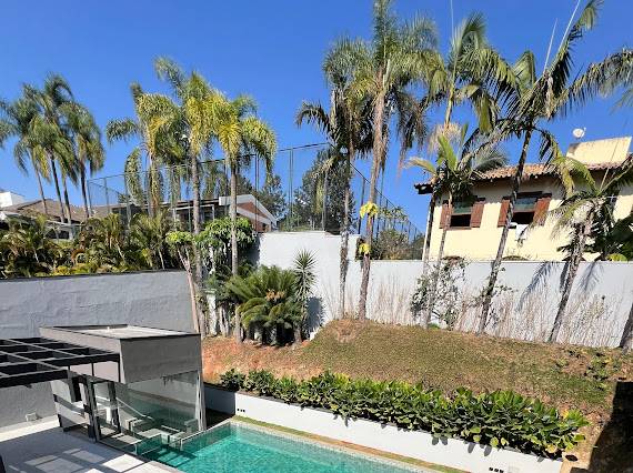Casa à venda no Alphaville Residencial 1 com 5 suítes, adega climatizada 