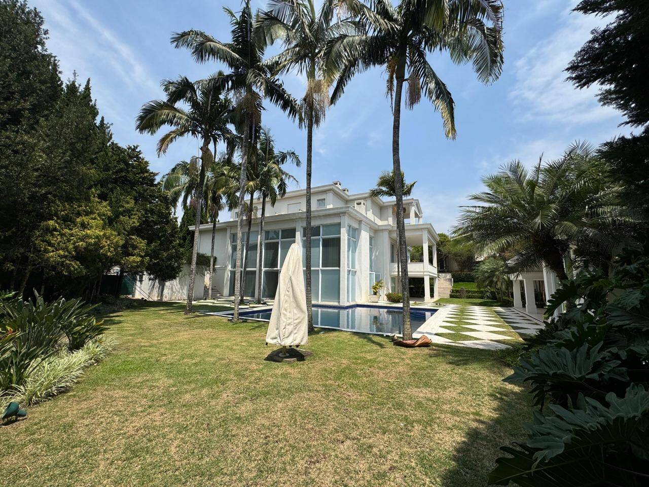 Casa à venda no Residencial Zero com projeto João Armentano e lazer completo