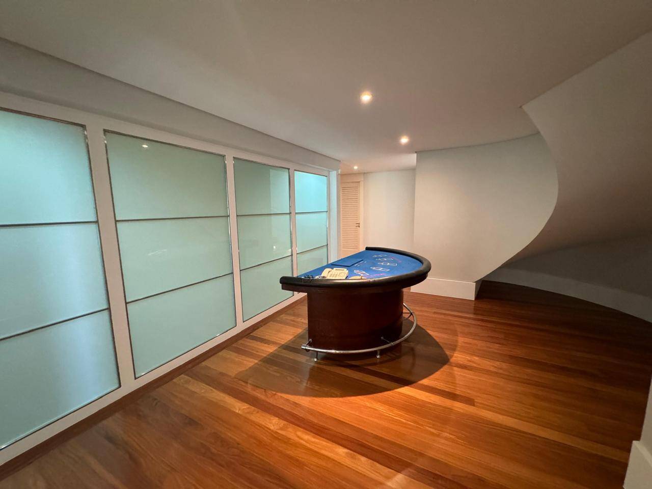 Casa à venda no Residencial Zero com projeto João Armentano e lazer completo