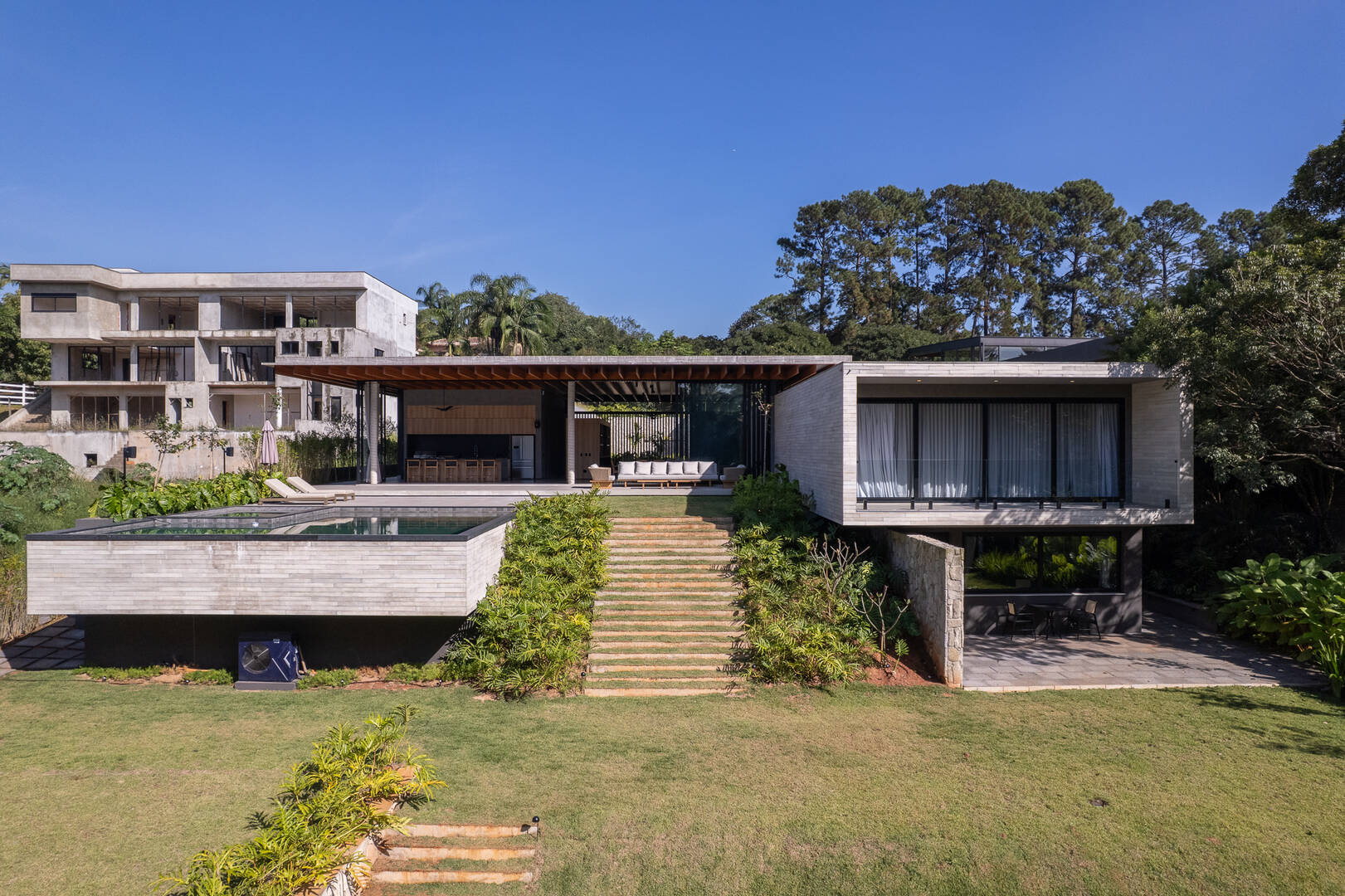 Casa térrea no Condomínio Haras Guancan