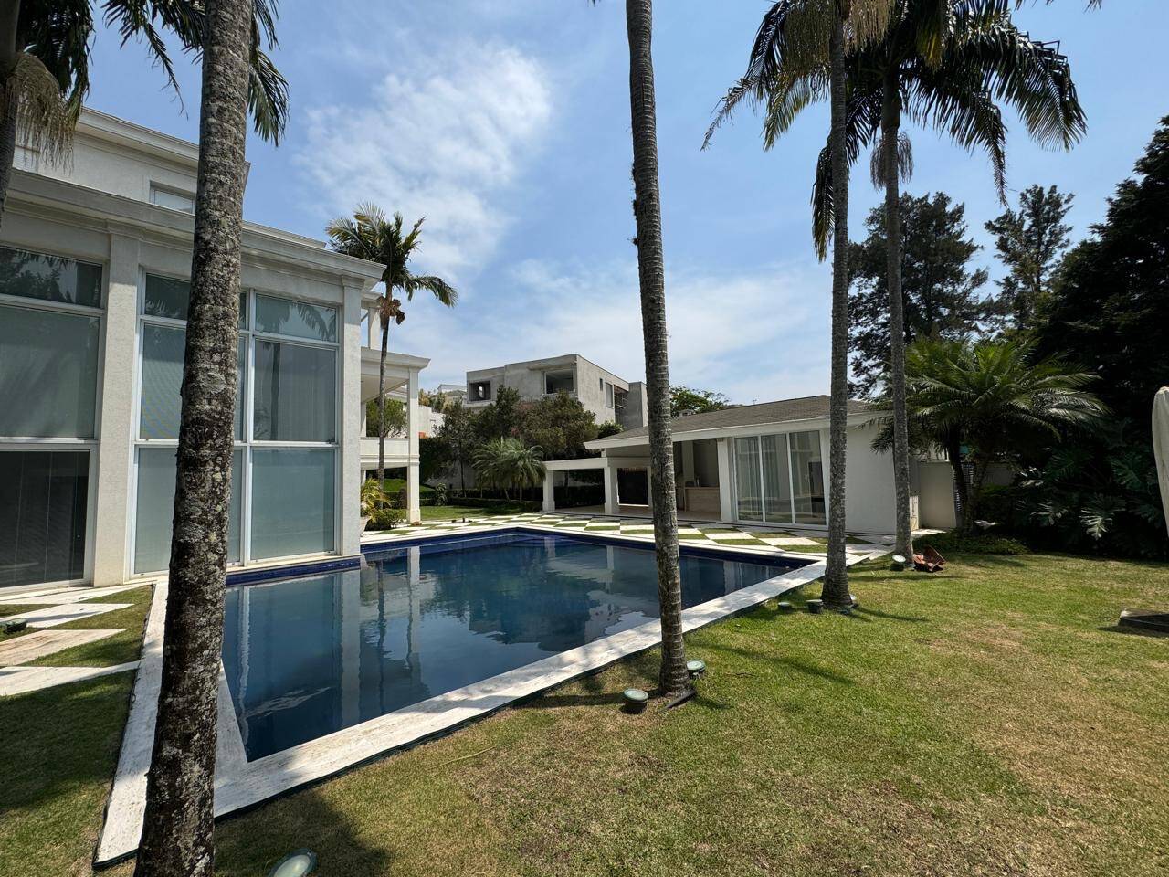 Casa à venda no Residencial Zero com projeto João Armentano e lazer completo